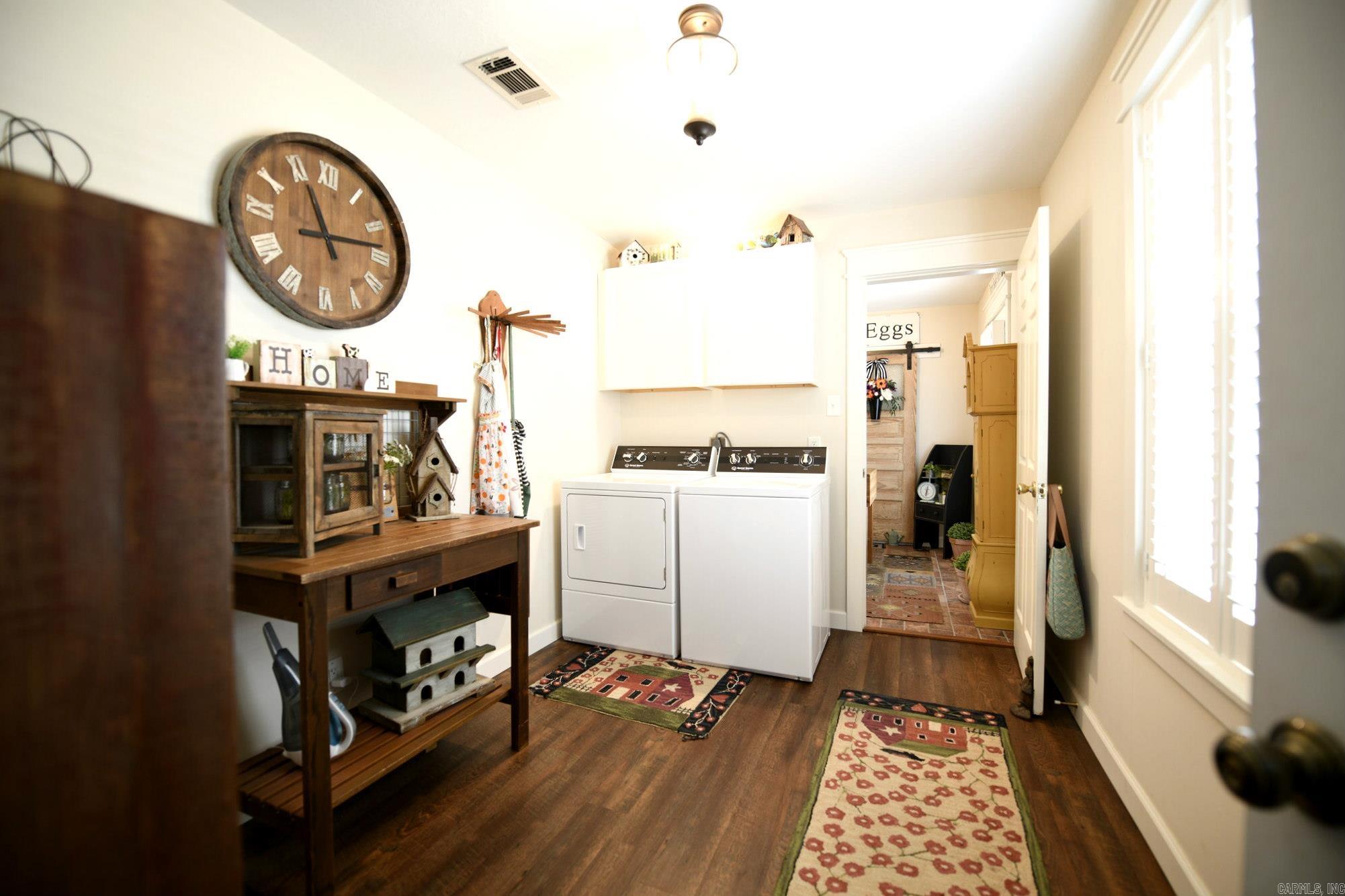 400 Eighth  Mena, AR