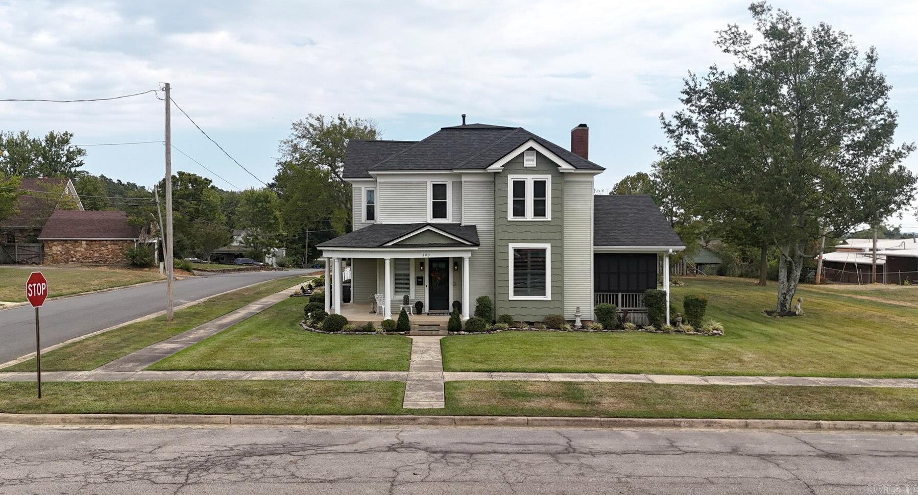 400 Eighth  Mena, AR