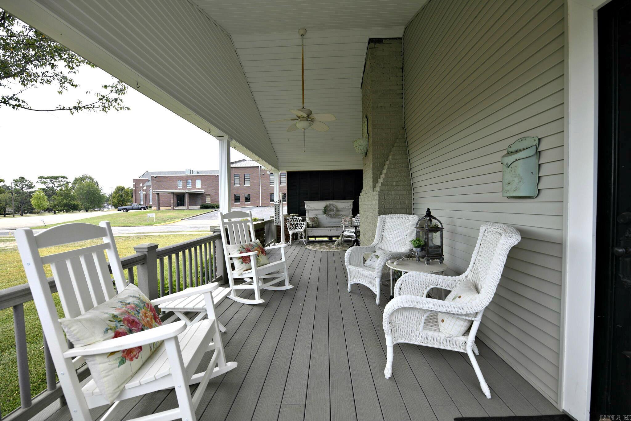 400 Eighth  Mena, AR