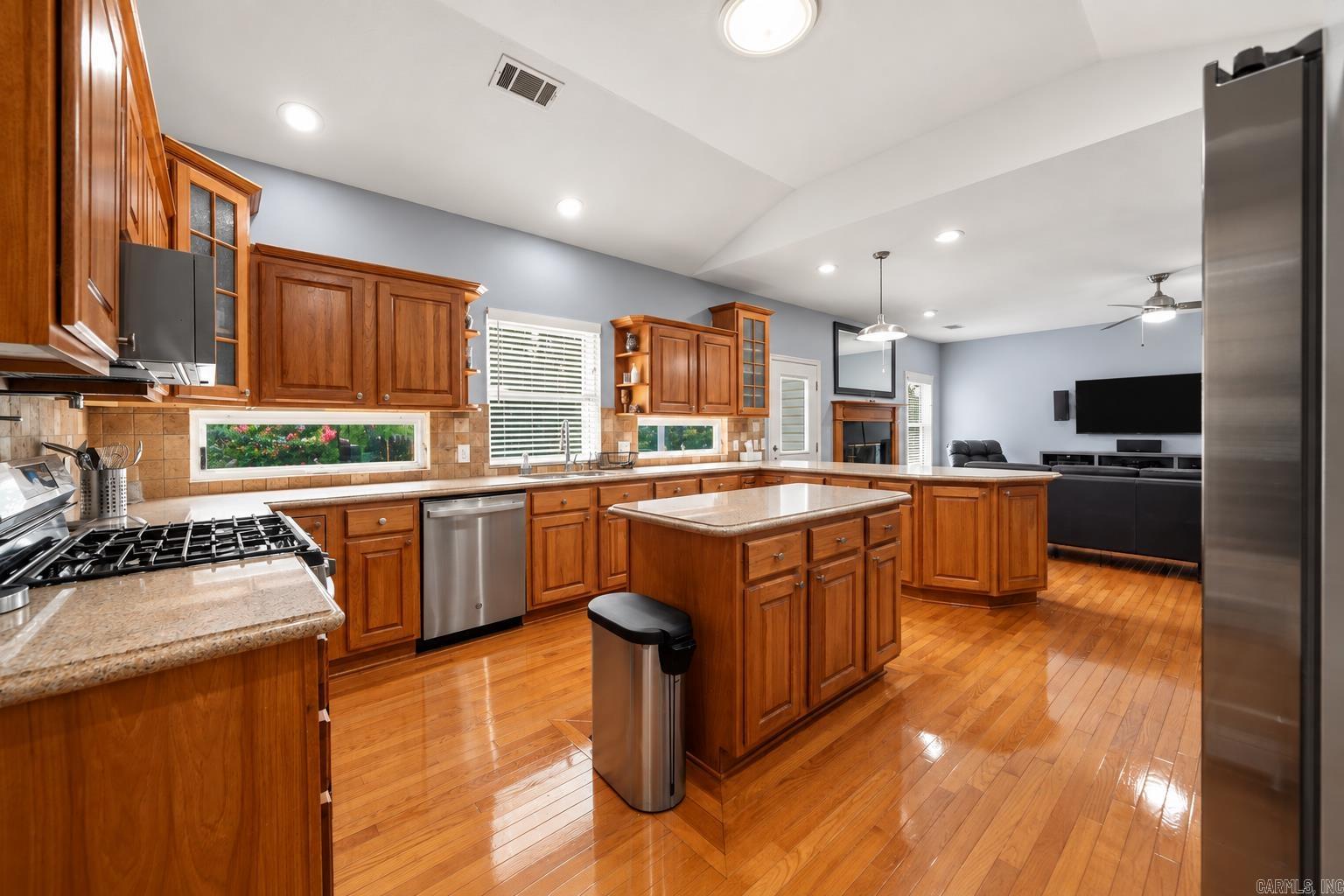 100 Penbay Place Hot Springs, AR 71901