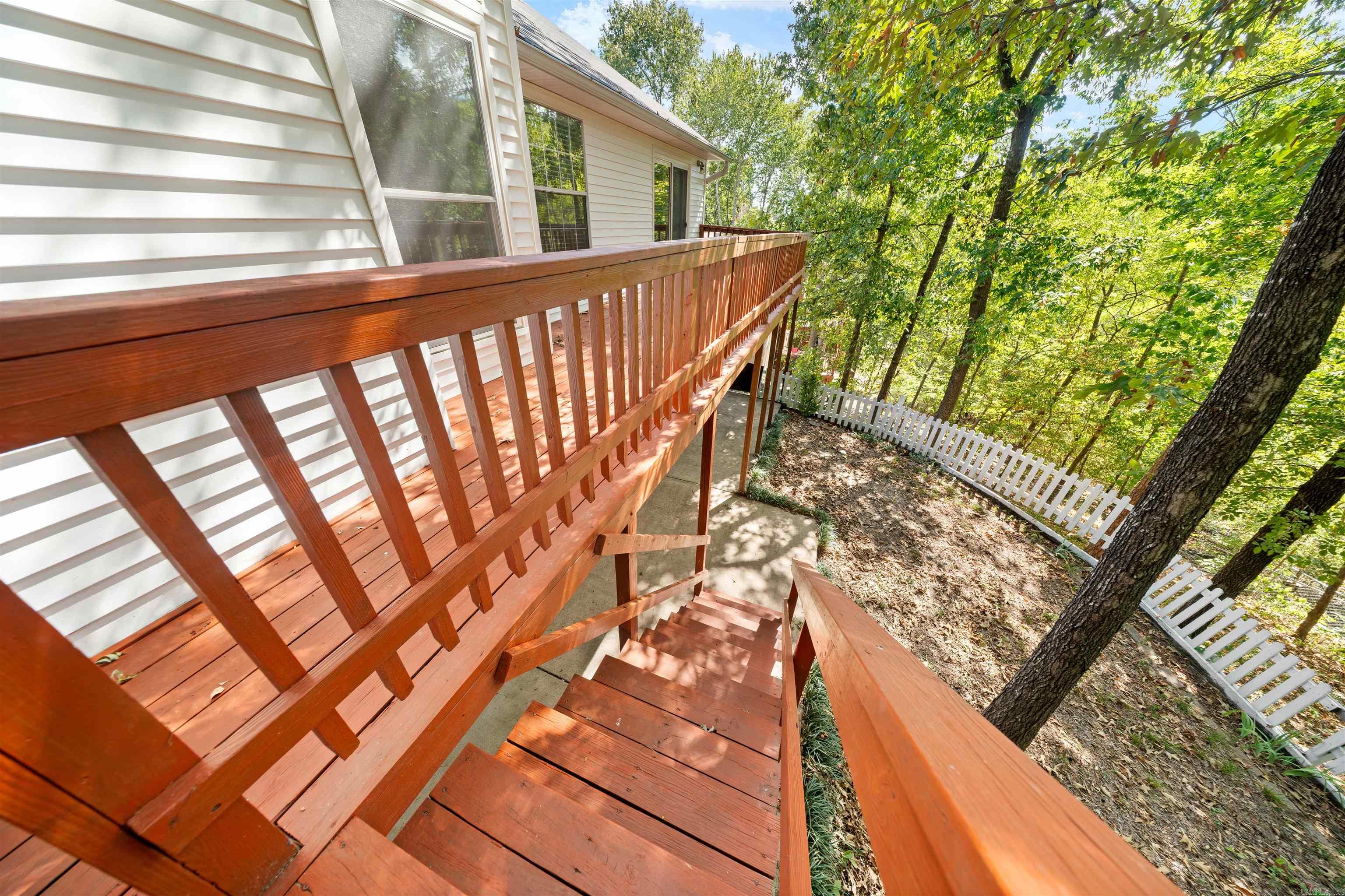2116 Hickorynut Ct Little Rock, AR 72211