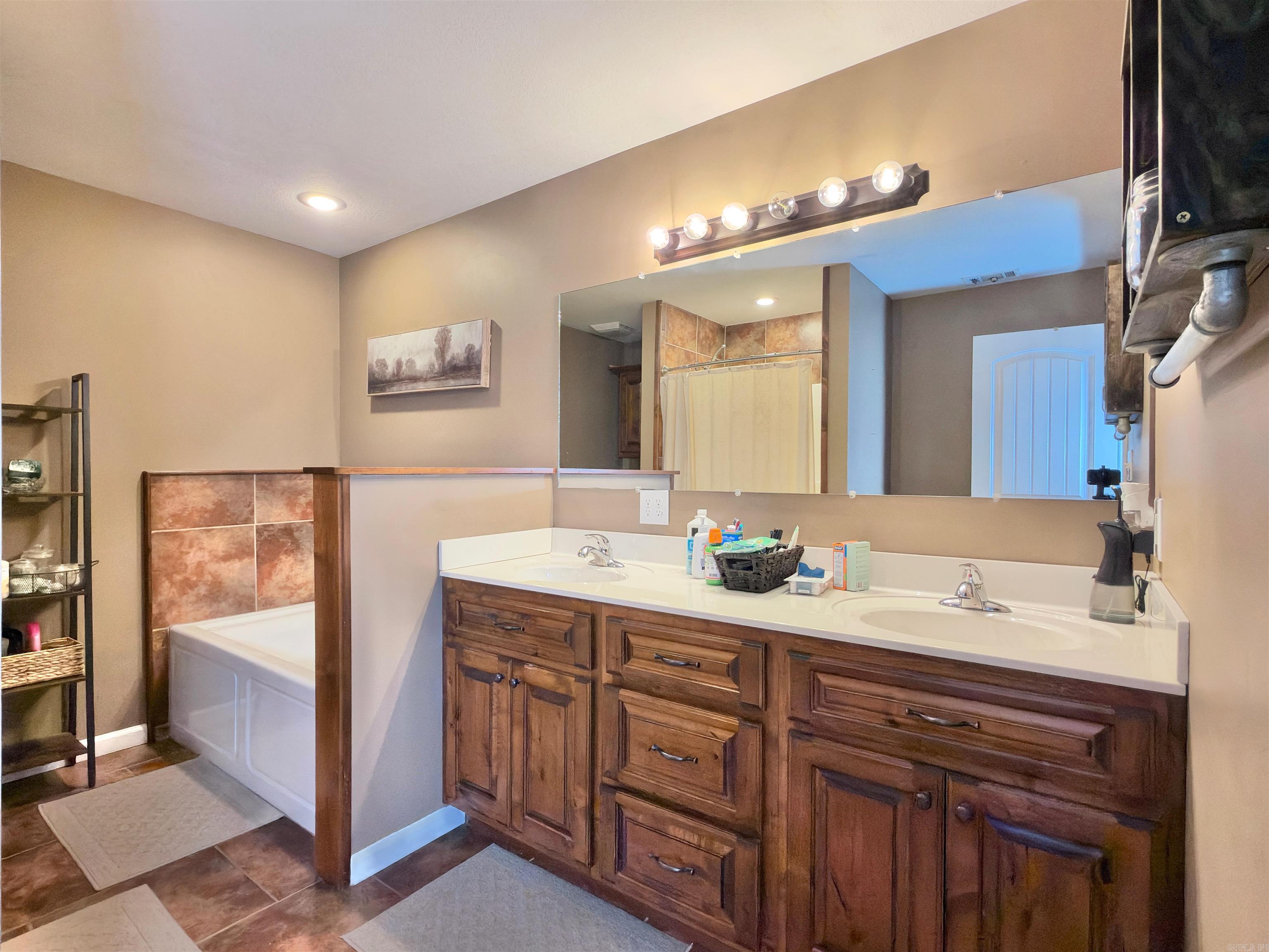 300 Sunset Dr  Paragould, AR