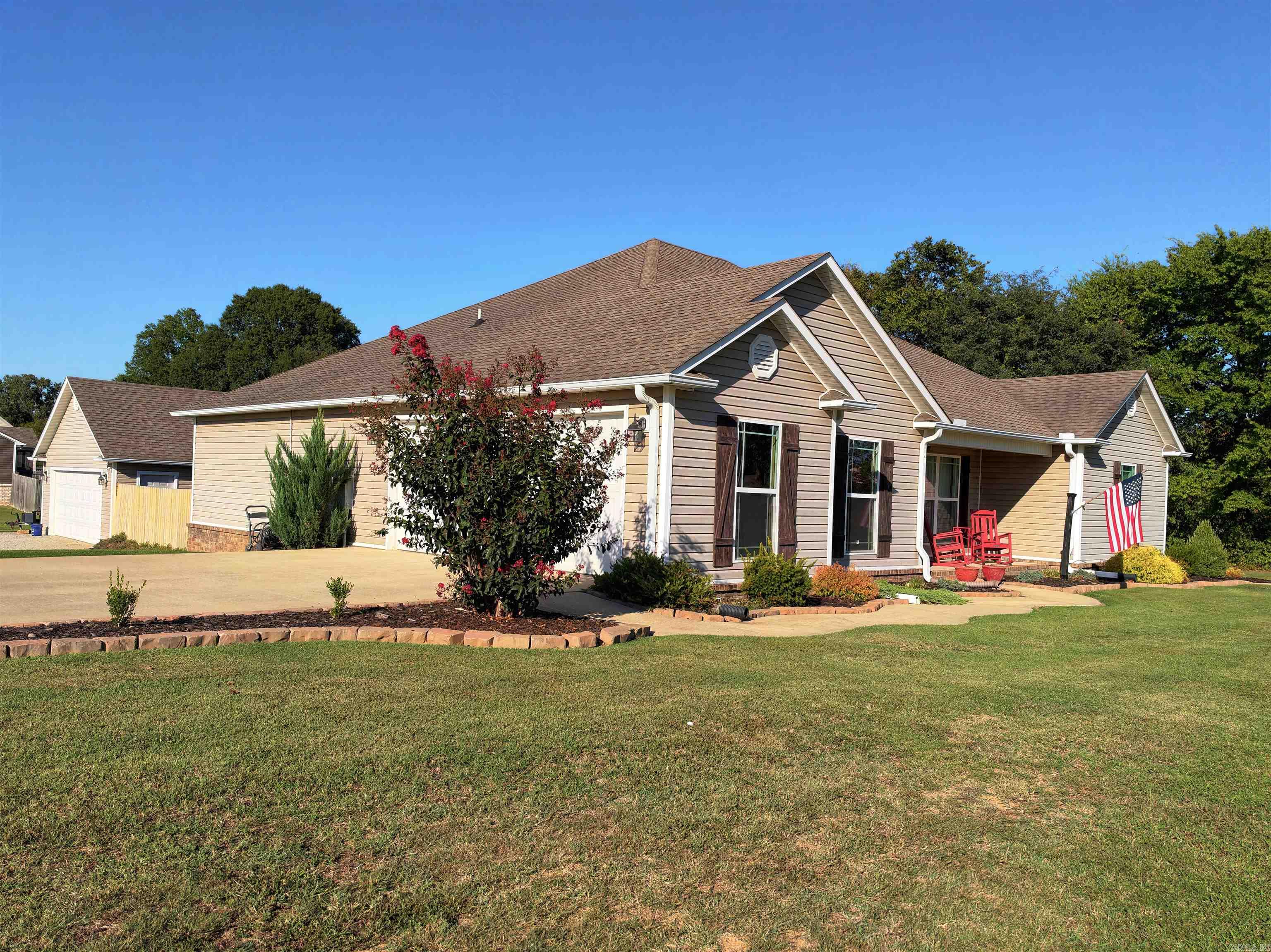 300 Sunset Dr  Paragould, AR