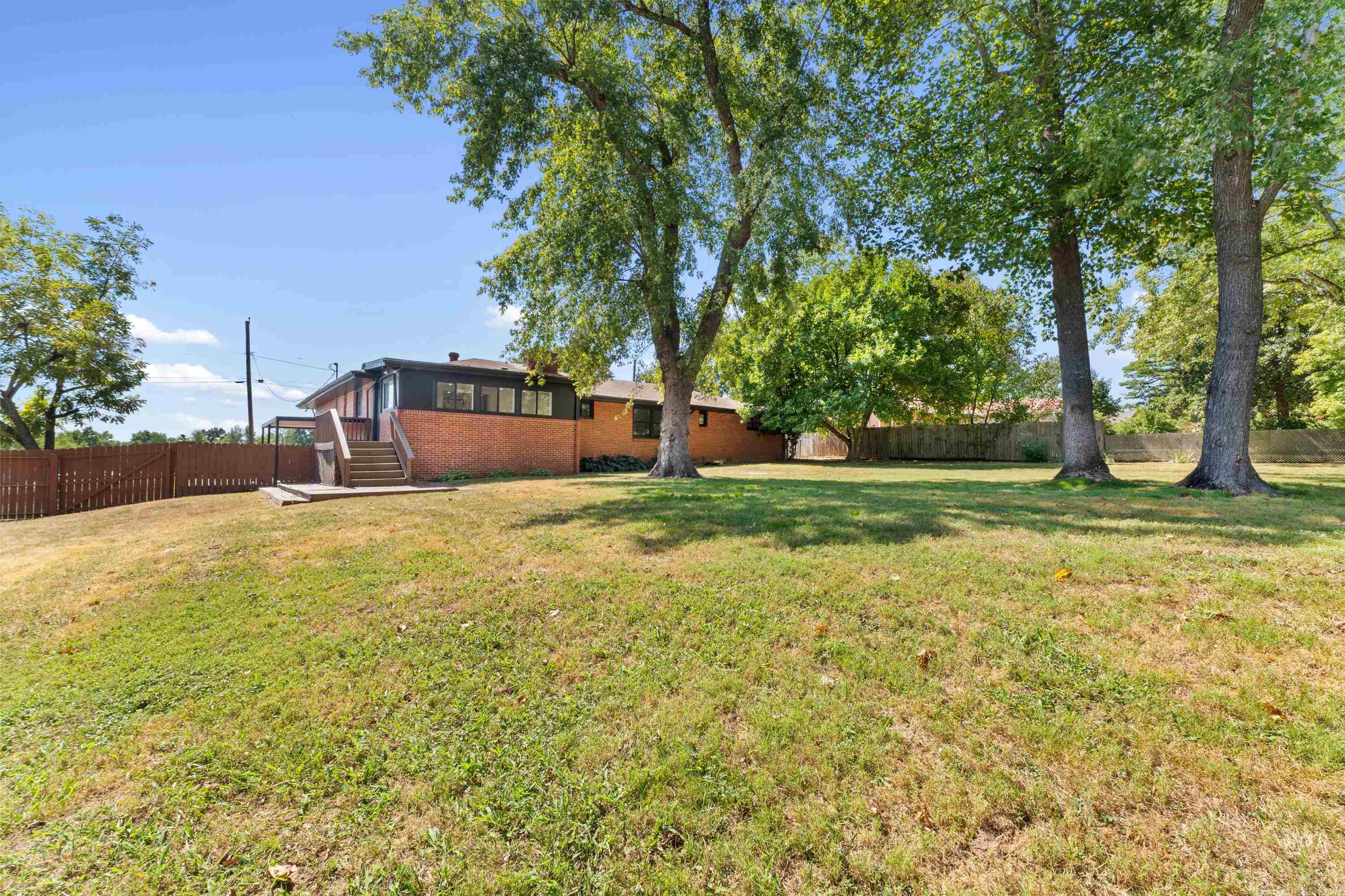925 E 6th Street  Mountain Home, AR