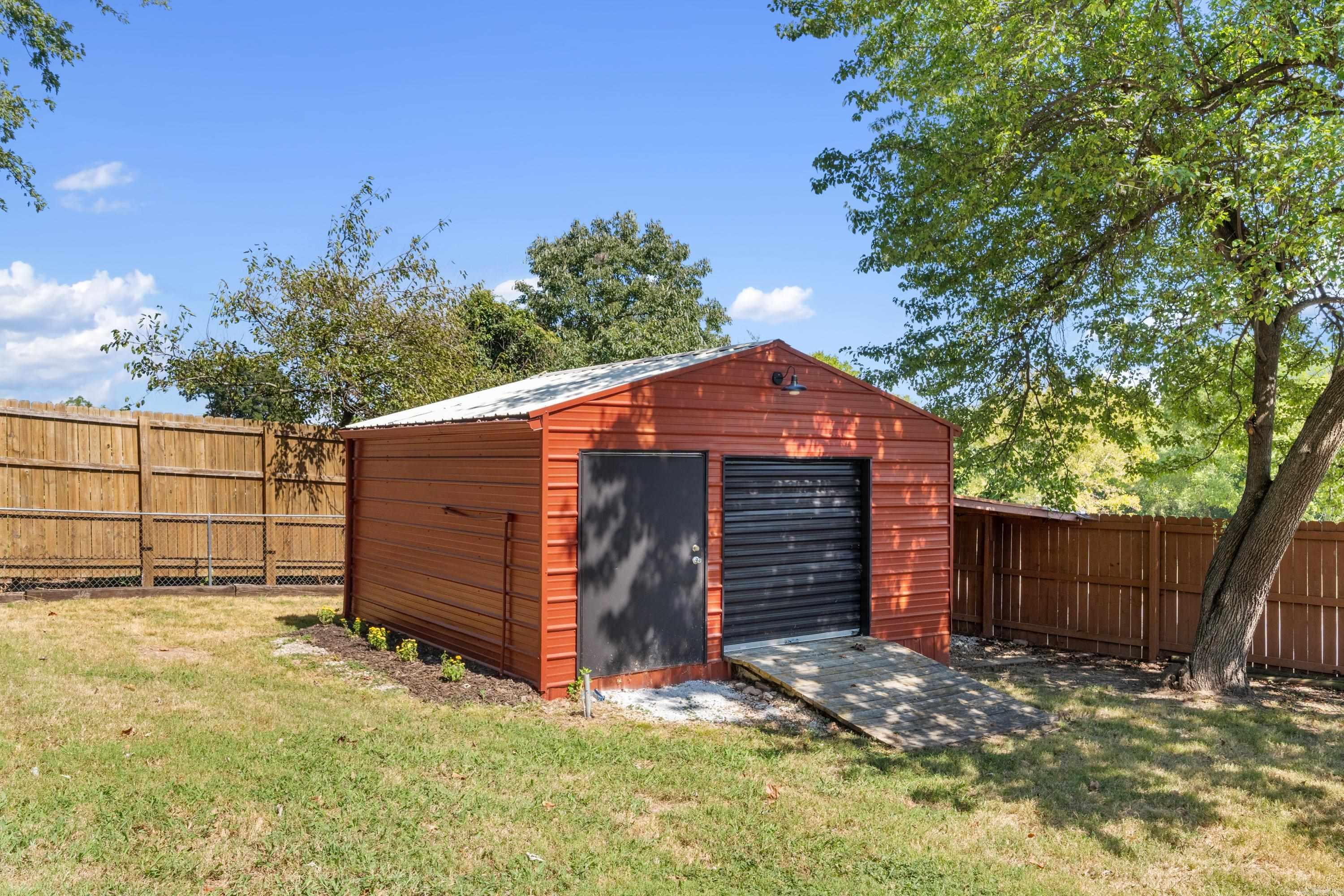 925 E 6th Street  Mountain Home, AR