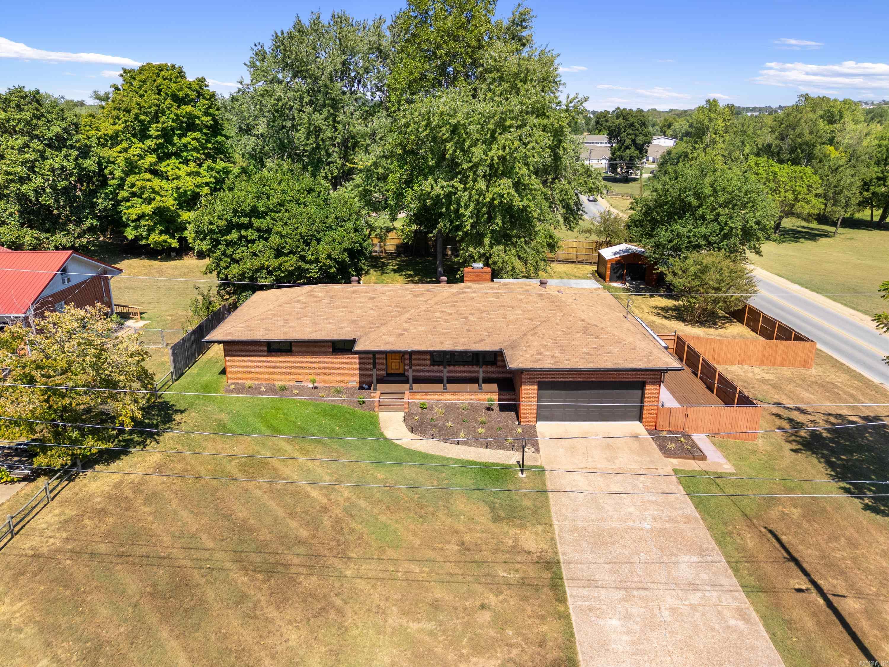925 E 6th Street  Mountain Home, AR