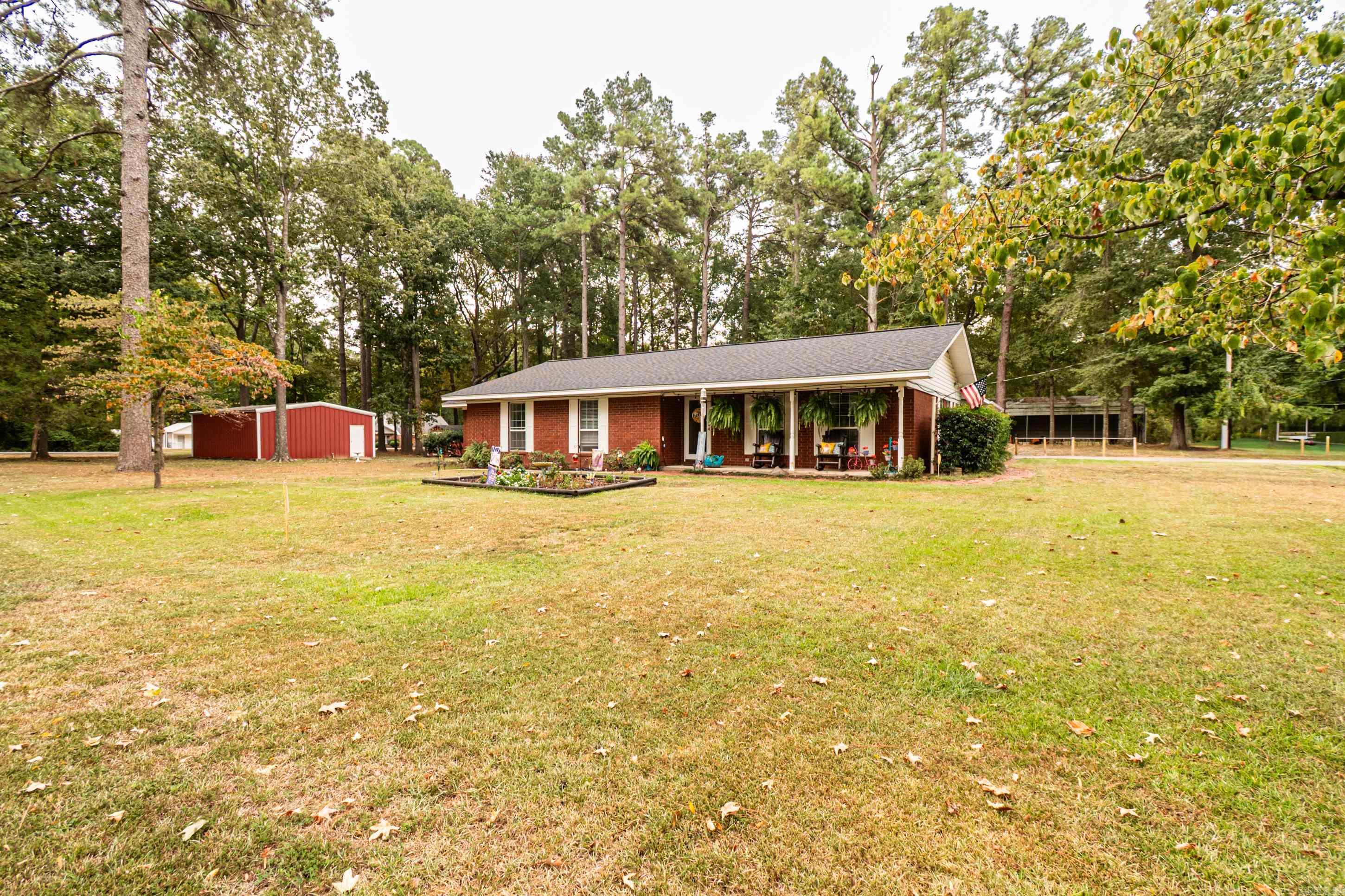 400 E Franklin  Star City, AR