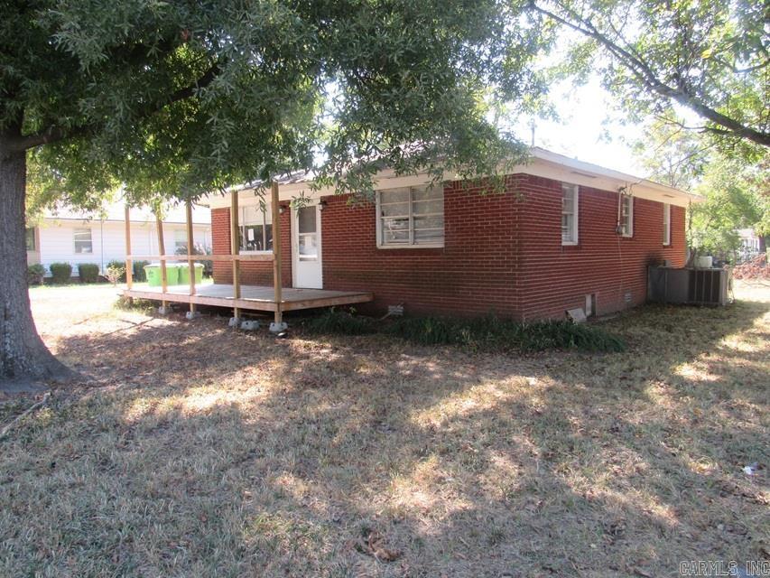 109 E Scott St  Carlisle, AR