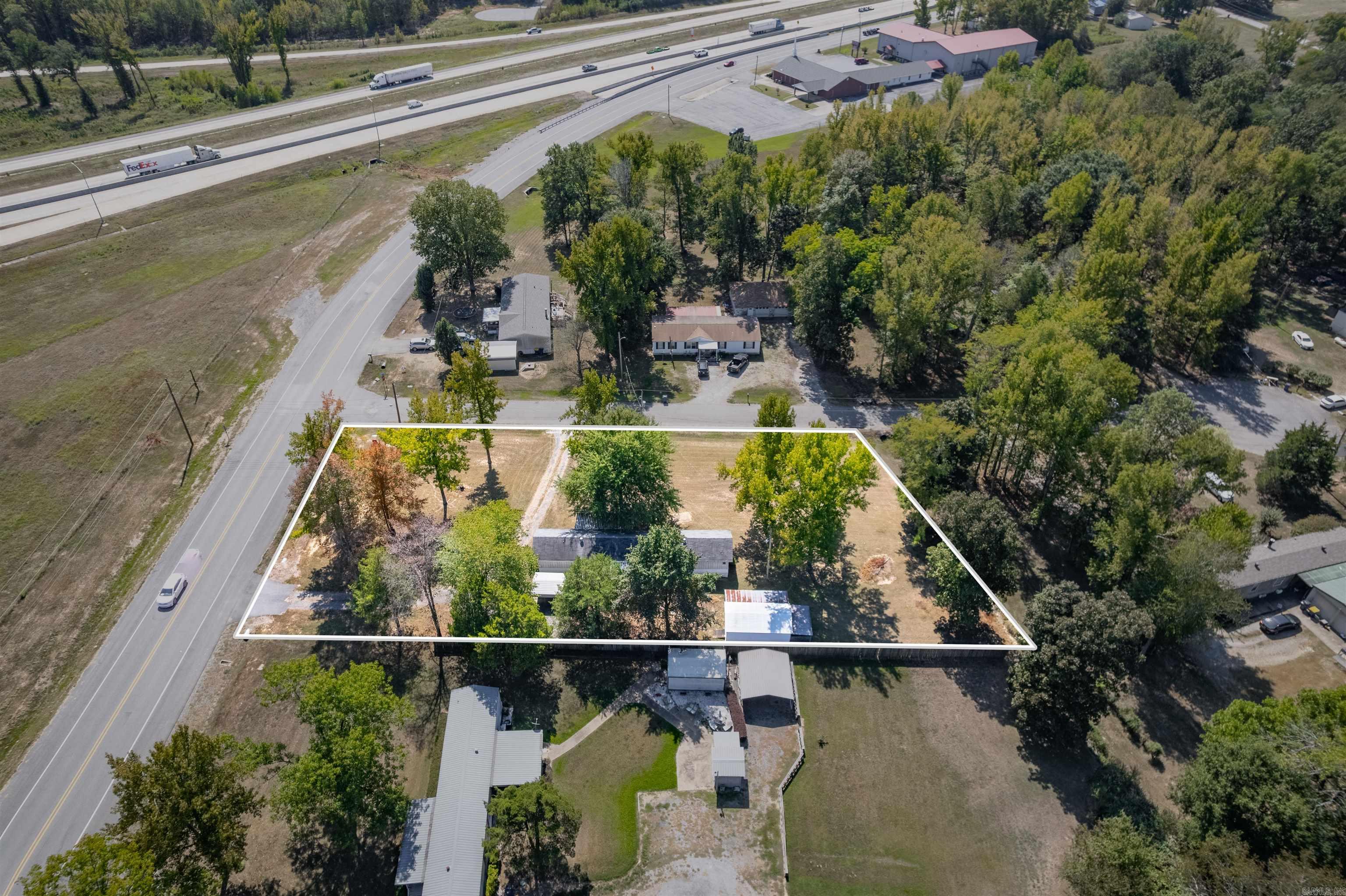 12 Carol Cove — photo 3