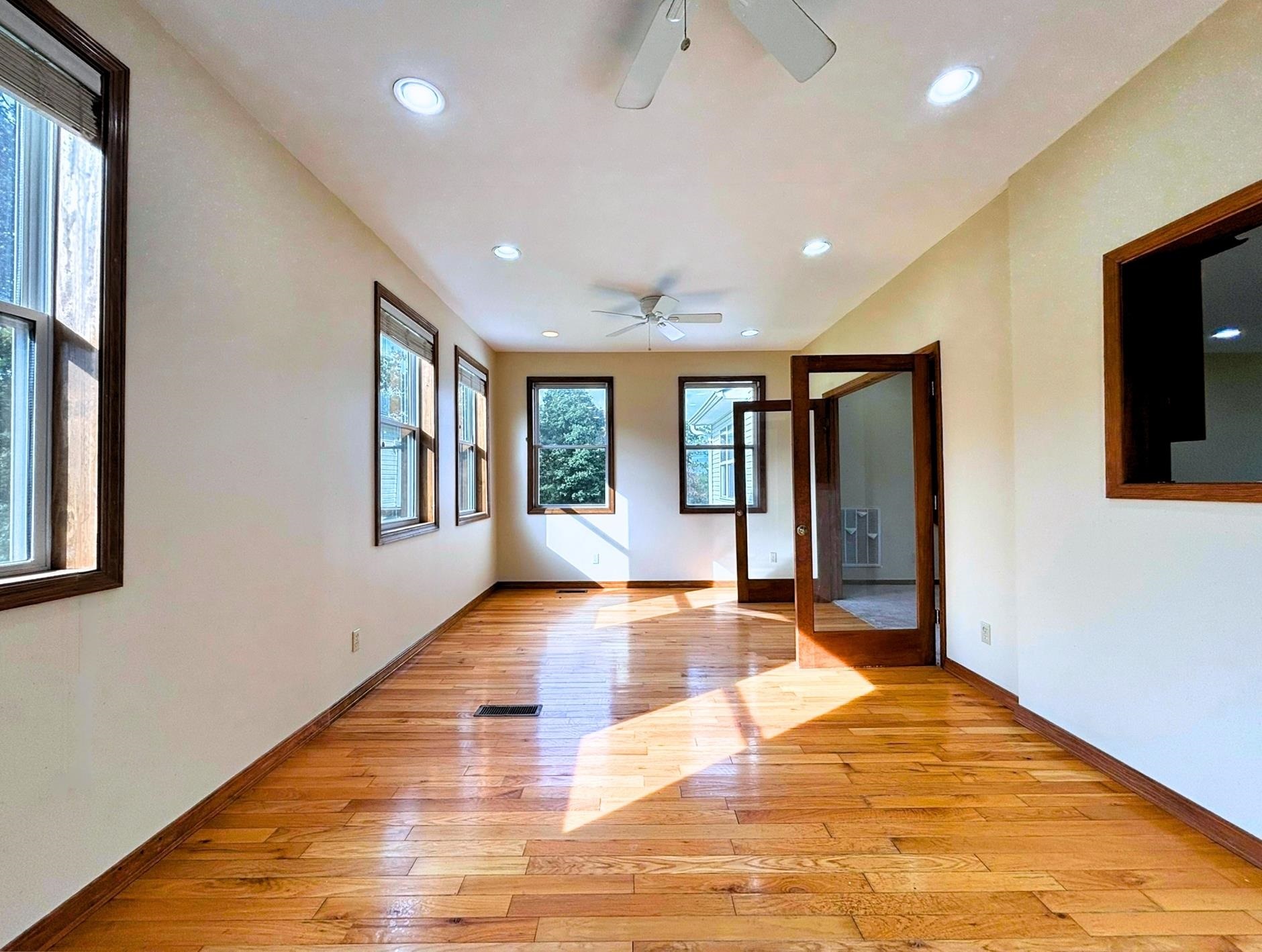 352 Wild Rose  Melbourne, AR
