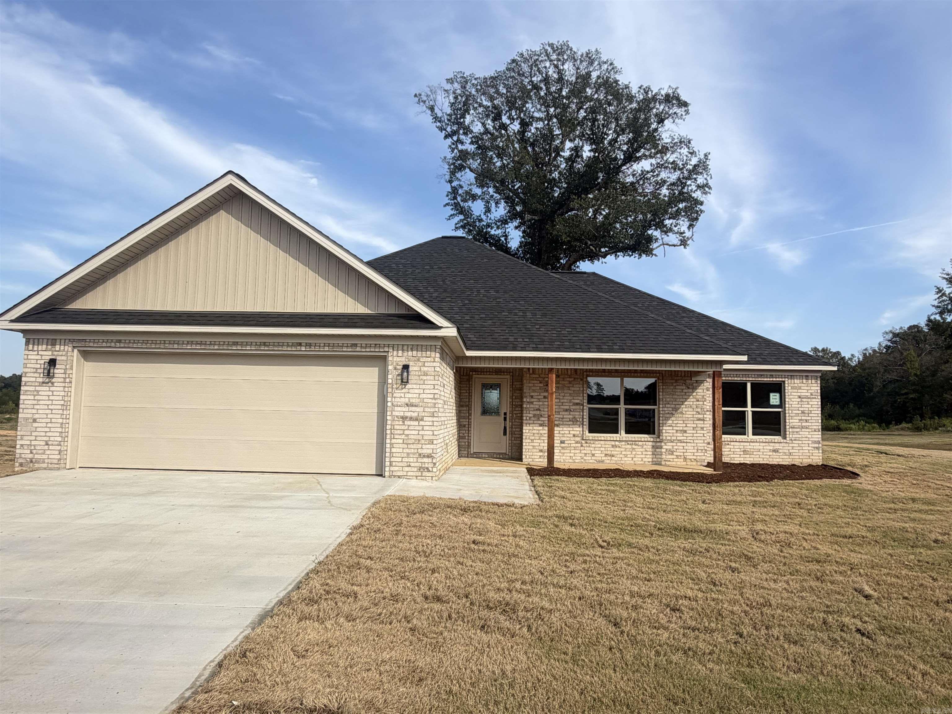 1088 Duke Drive — exterior
