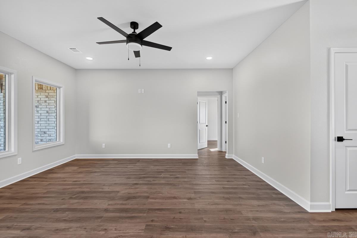 1088 Duke Drive Bauxite, AR 72011