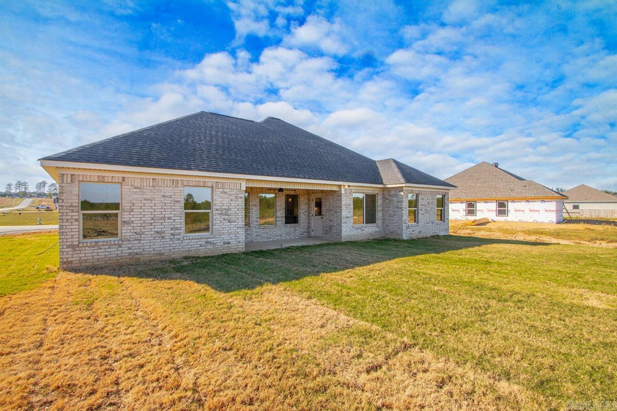 1088 Duke Drive Bauxite, AR 72011