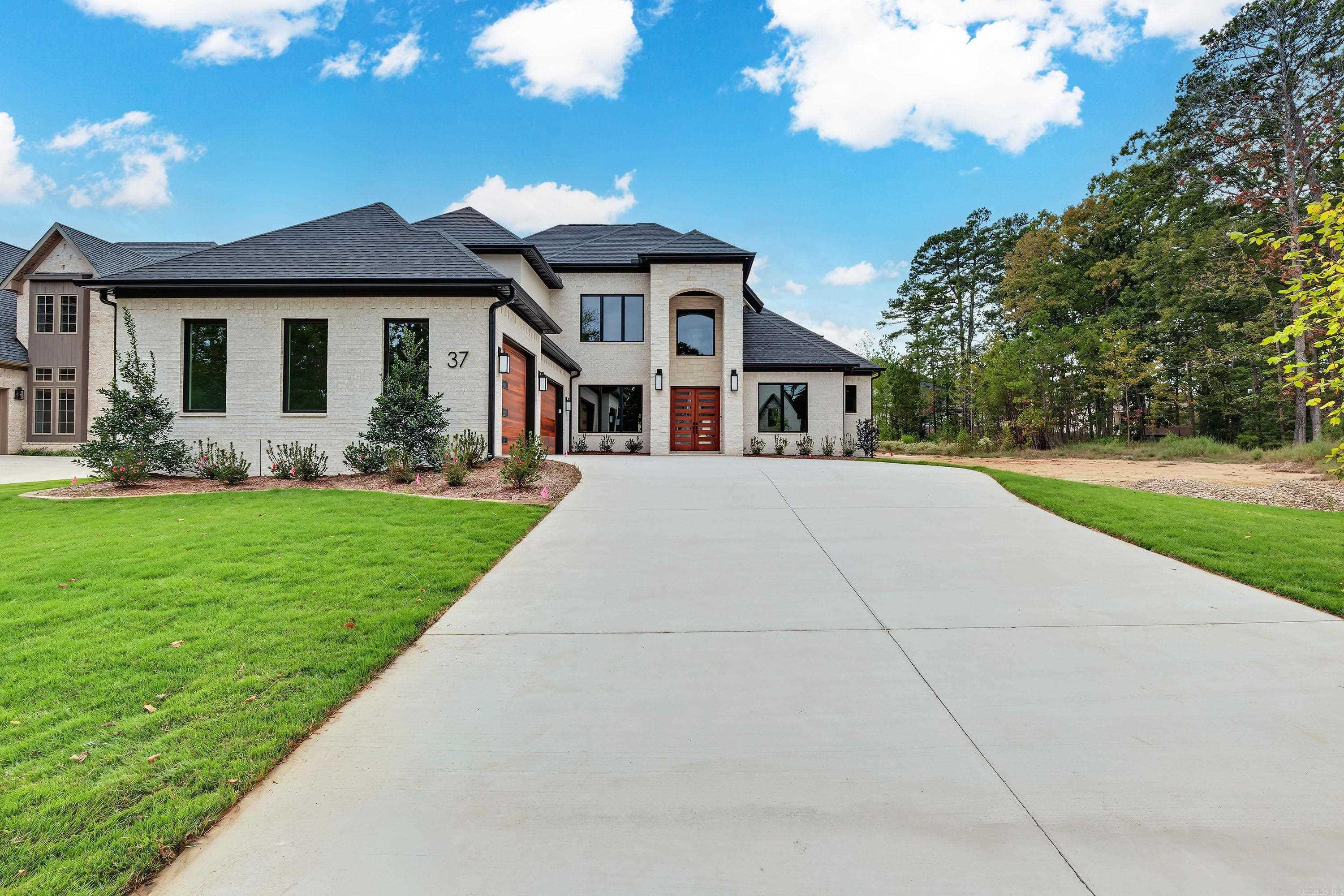 37 Miramont Circle Little Rock, AR 72223