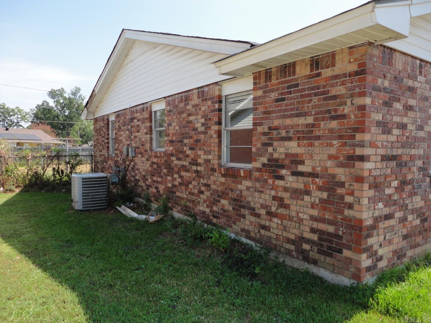 2905 S Taft  Pine Bluff, AR