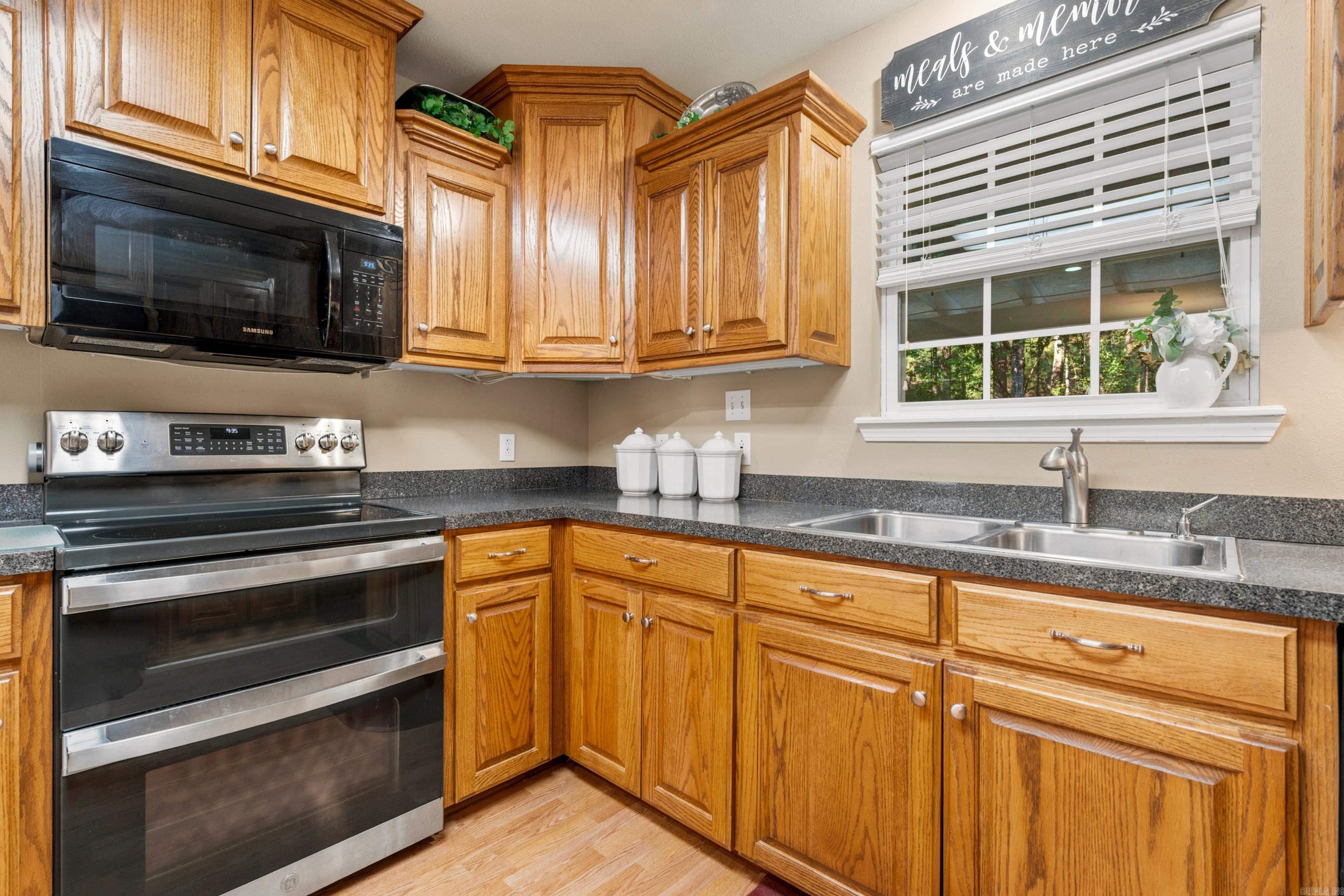 291 Whispering winds Dr  Traskwood, AR