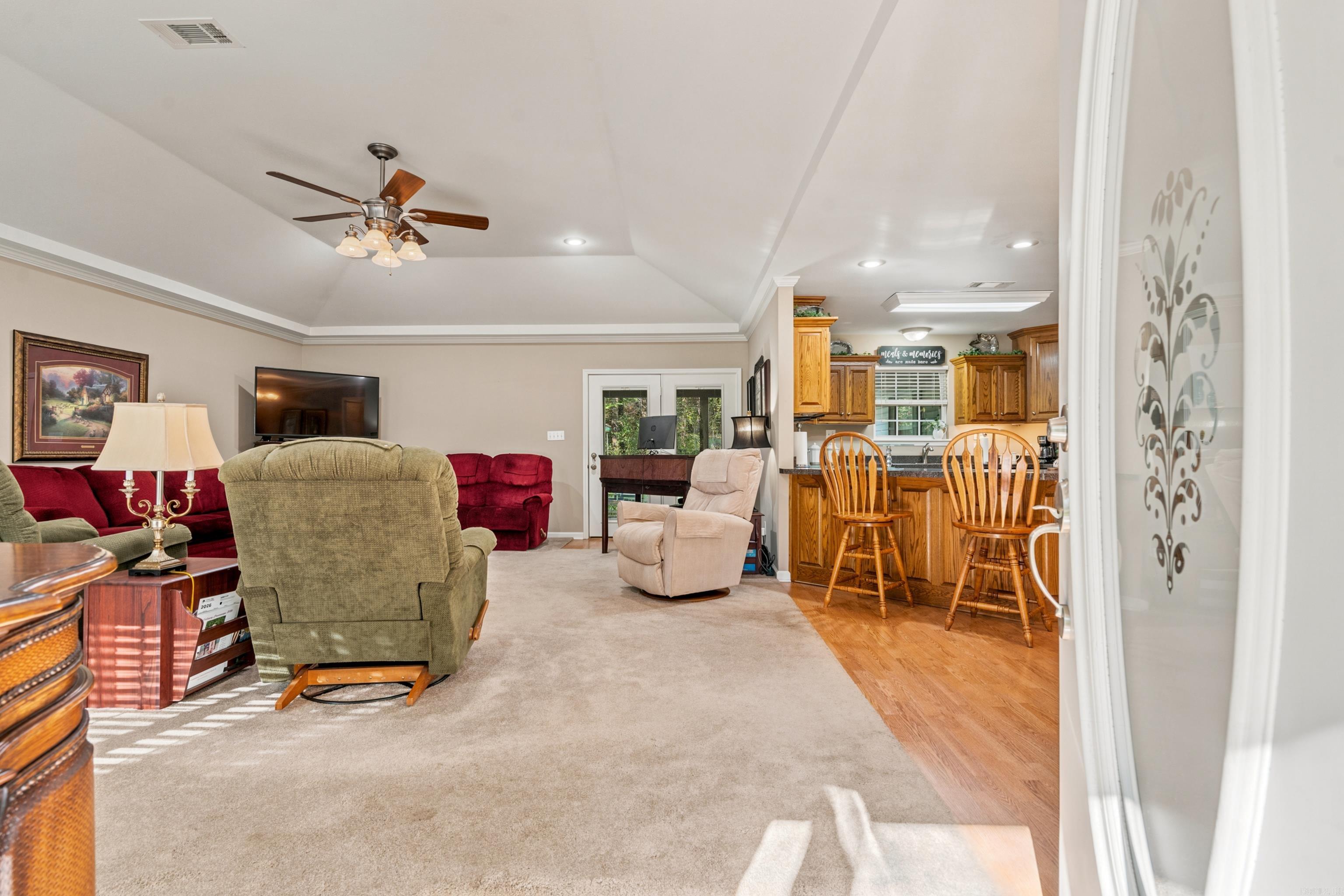 291 Whispering winds Dr  Traskwood, AR