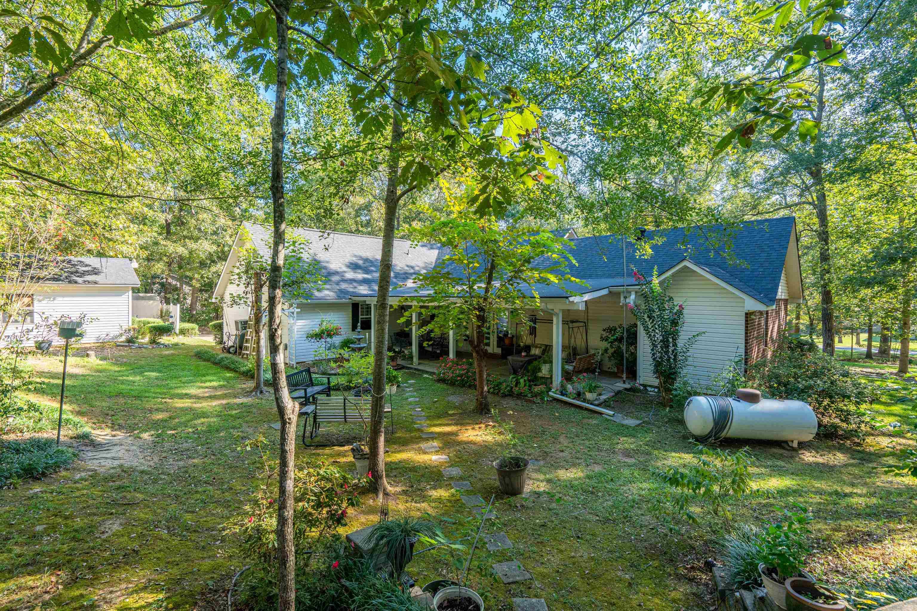 291 Whispering winds Dr  Traskwood, AR