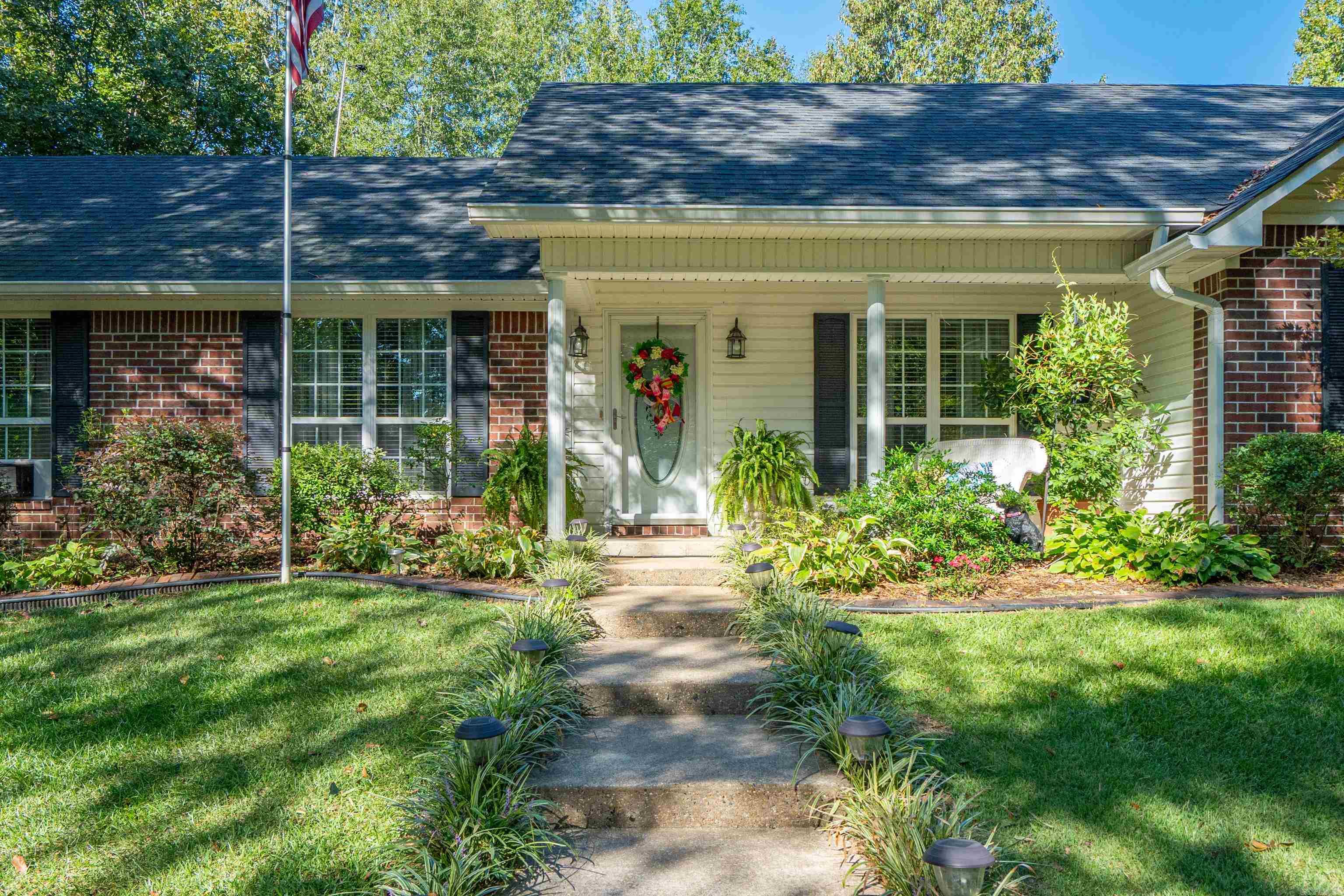 291 Whispering winds Dr  Traskwood, AR