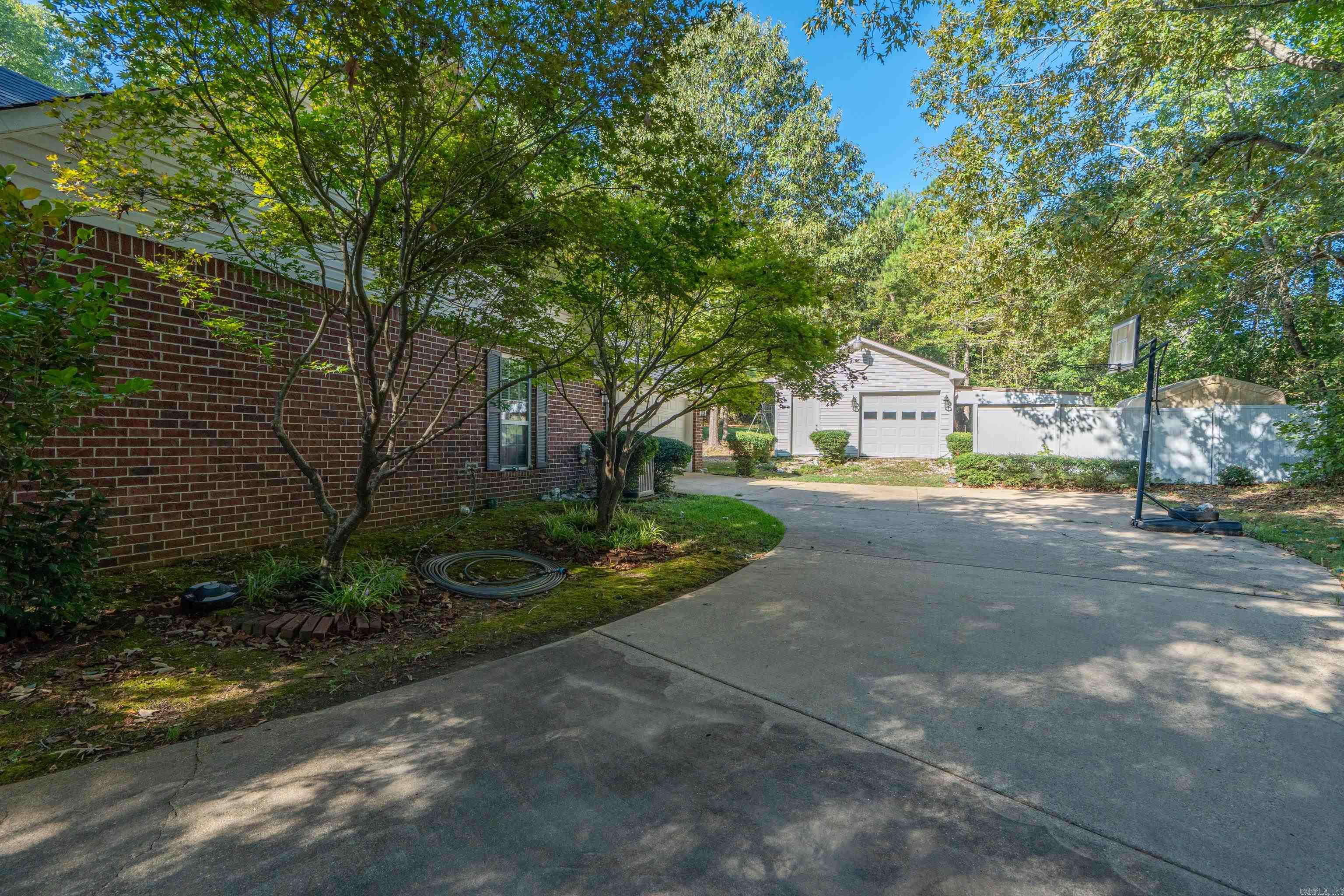 291 Whispering winds Dr  Traskwood, AR