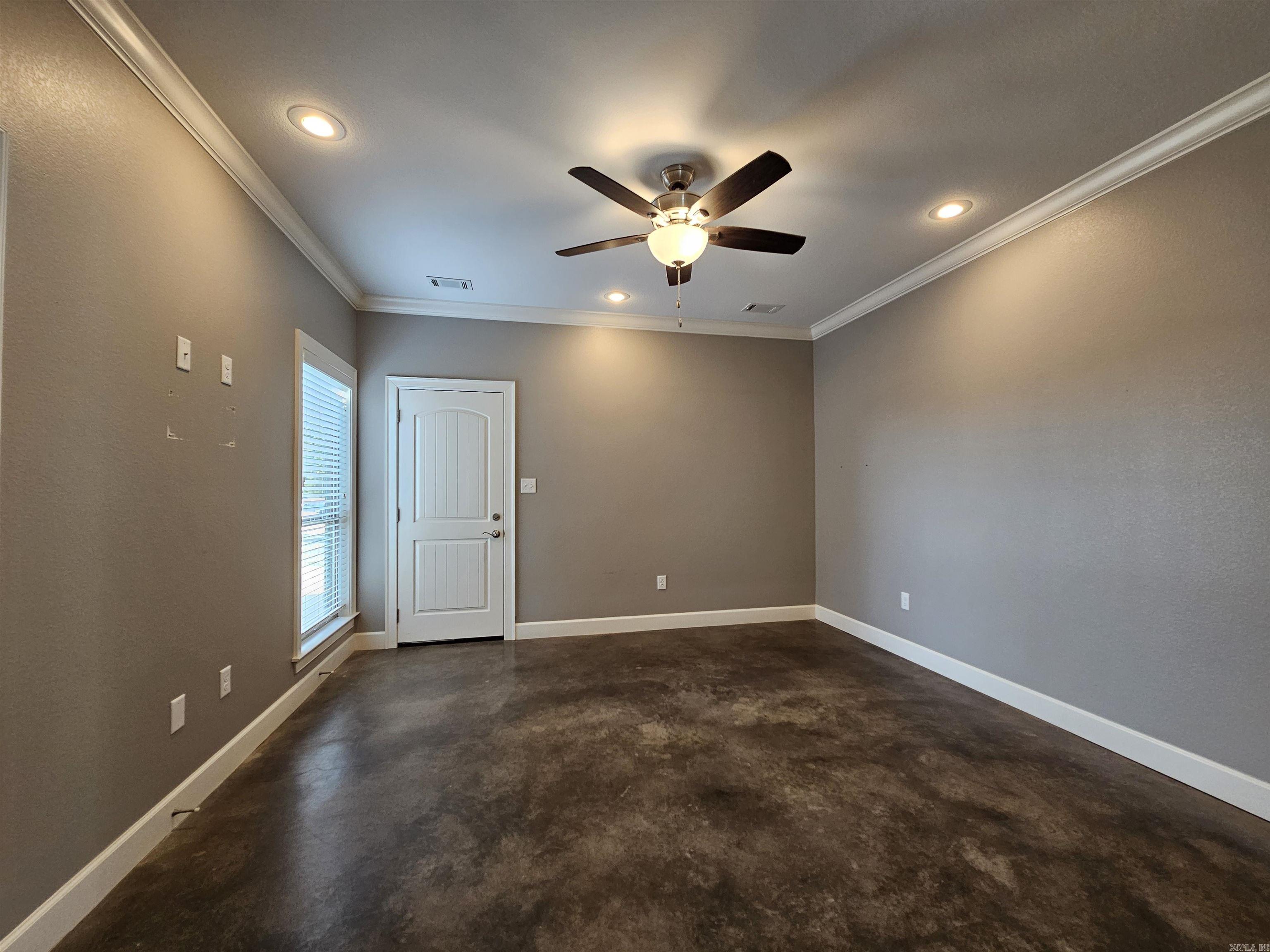 50 Ruthie Greenbrier, AR 72058