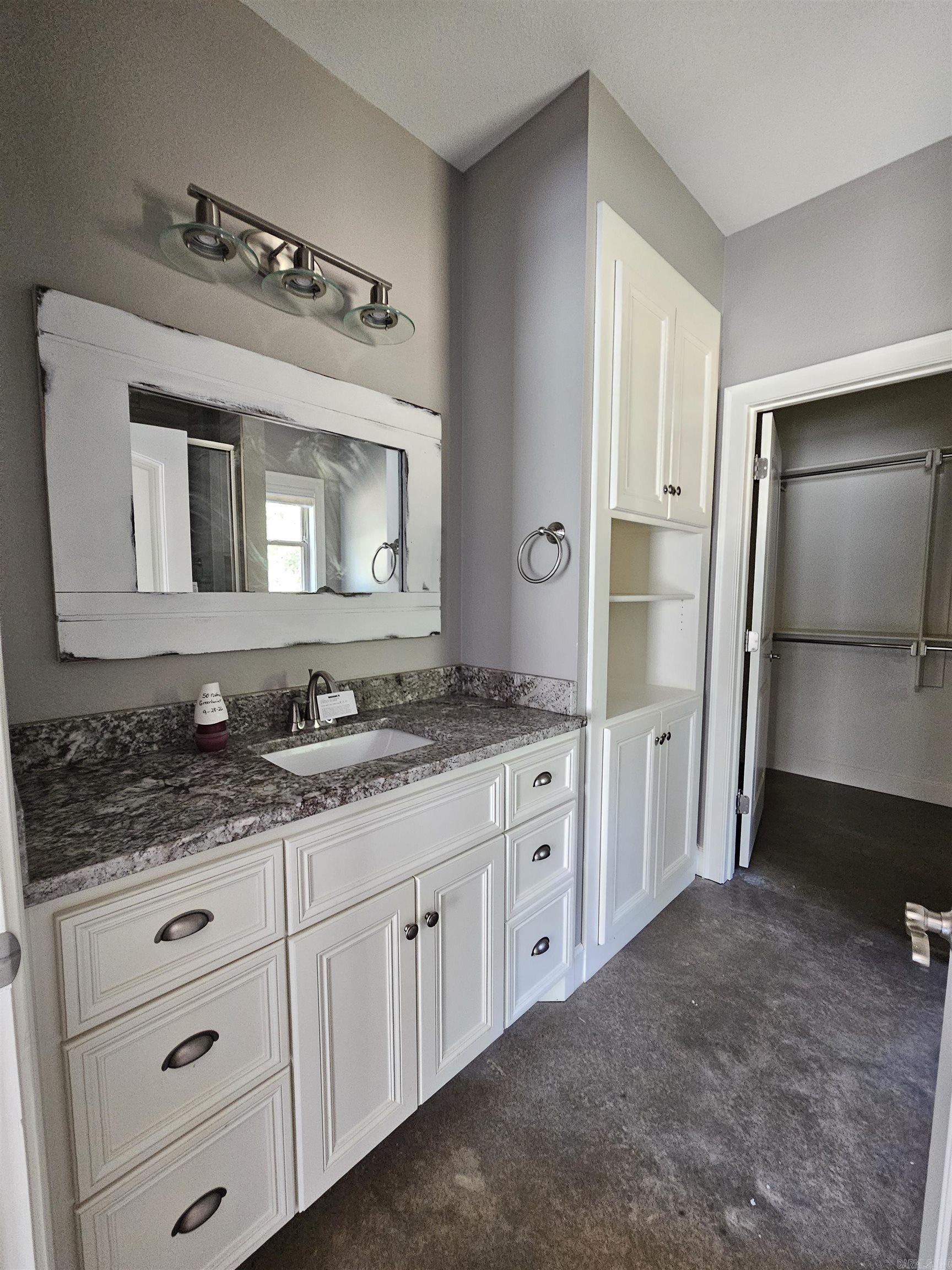 50 Ruthie Greenbrier, AR 72058