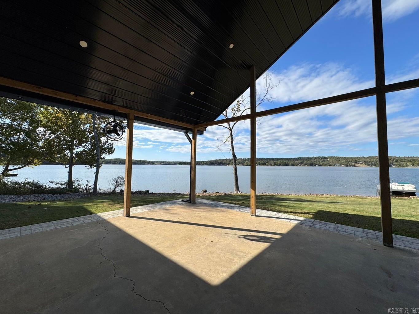 1357 E Tri Lakes  Horseshoe Bend, AR