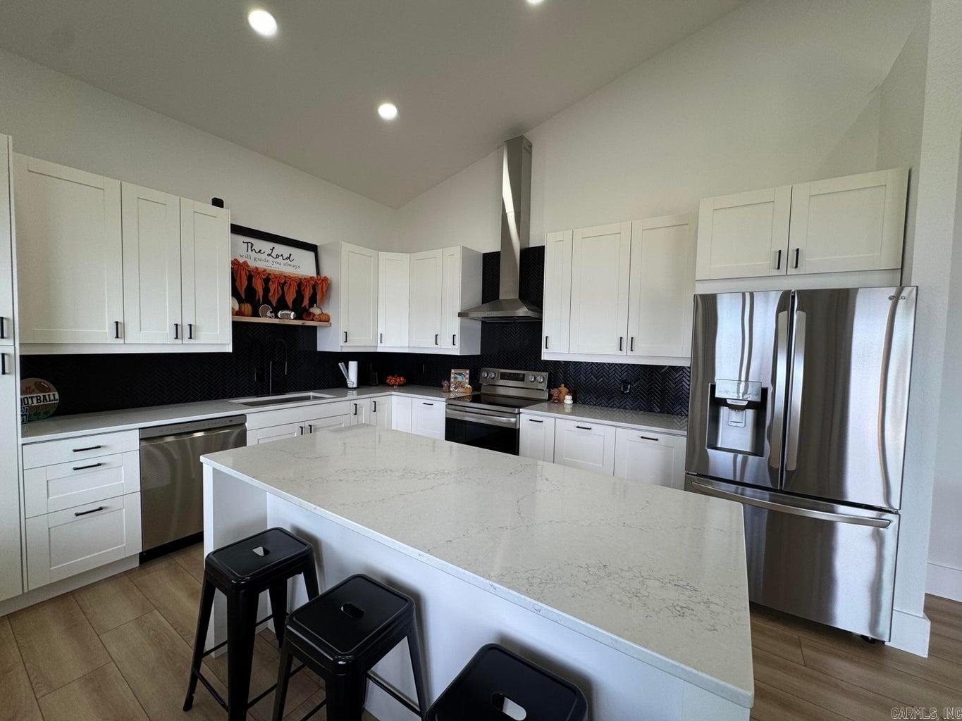 1357 E Tri Lakes  Horseshoe Bend, AR