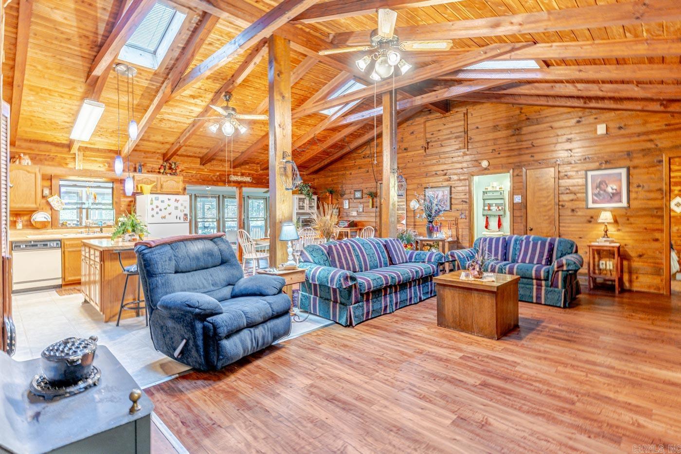 246 E Lakeshore Dr  Cherokee Village, AR