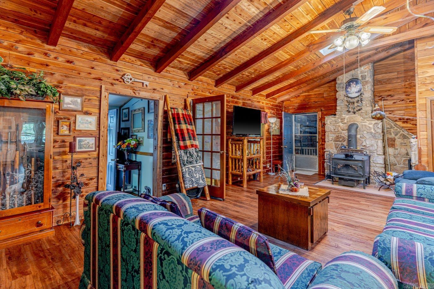 246 E Lakeshore Dr  Cherokee Village, AR