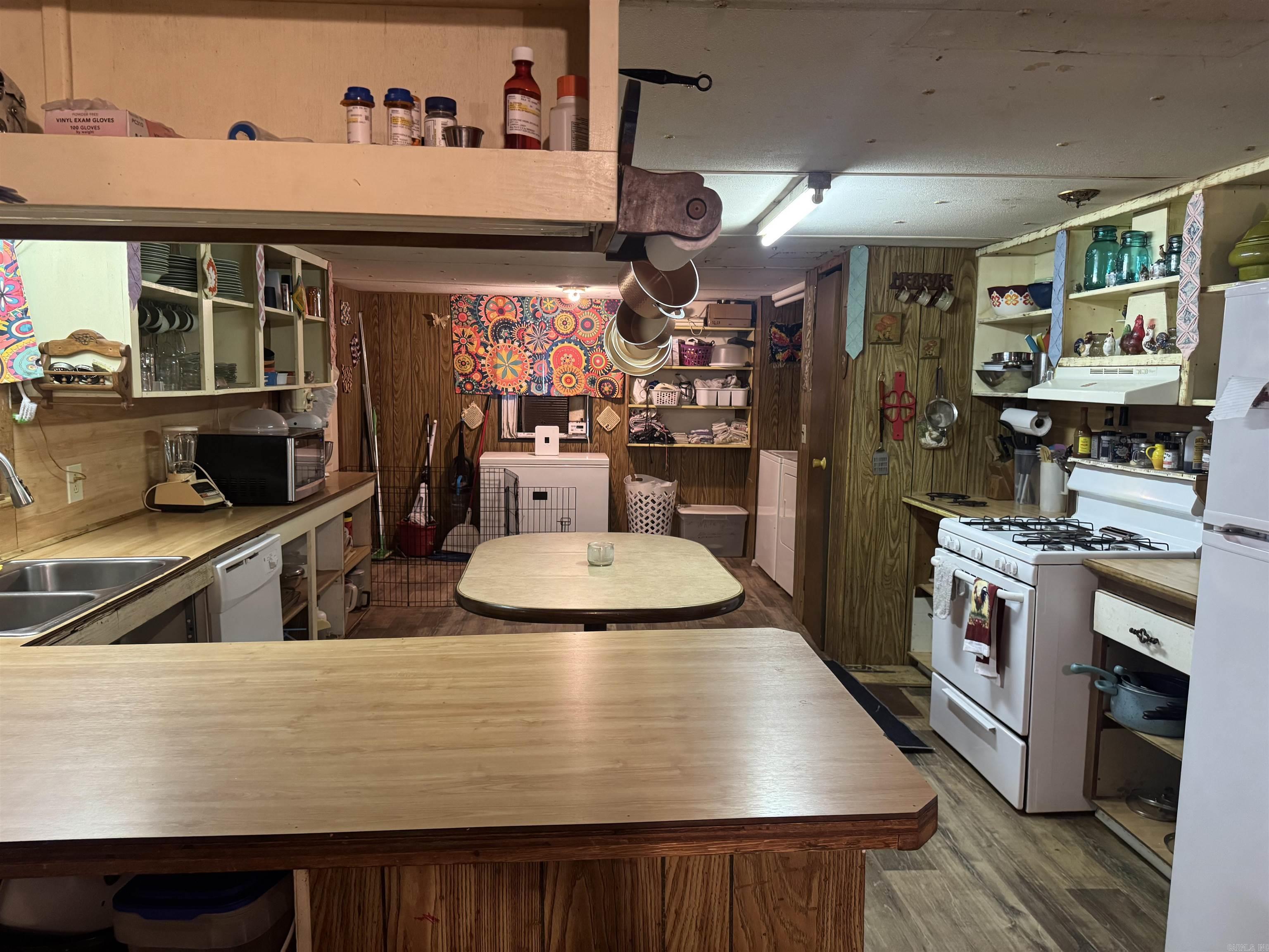 4962 Highway 8 W  Mena, AR