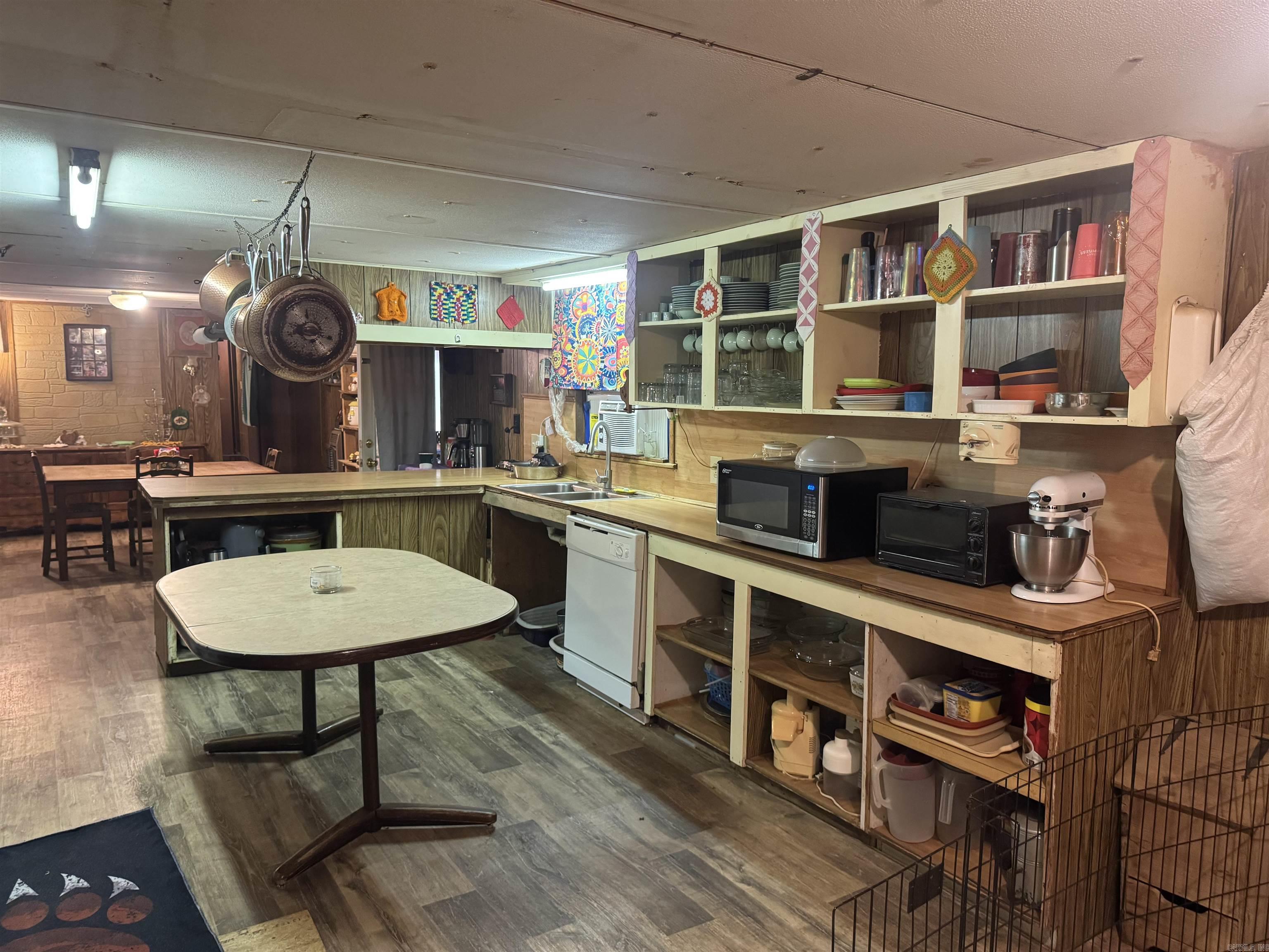 4962 Highway 8 W  Mena, AR