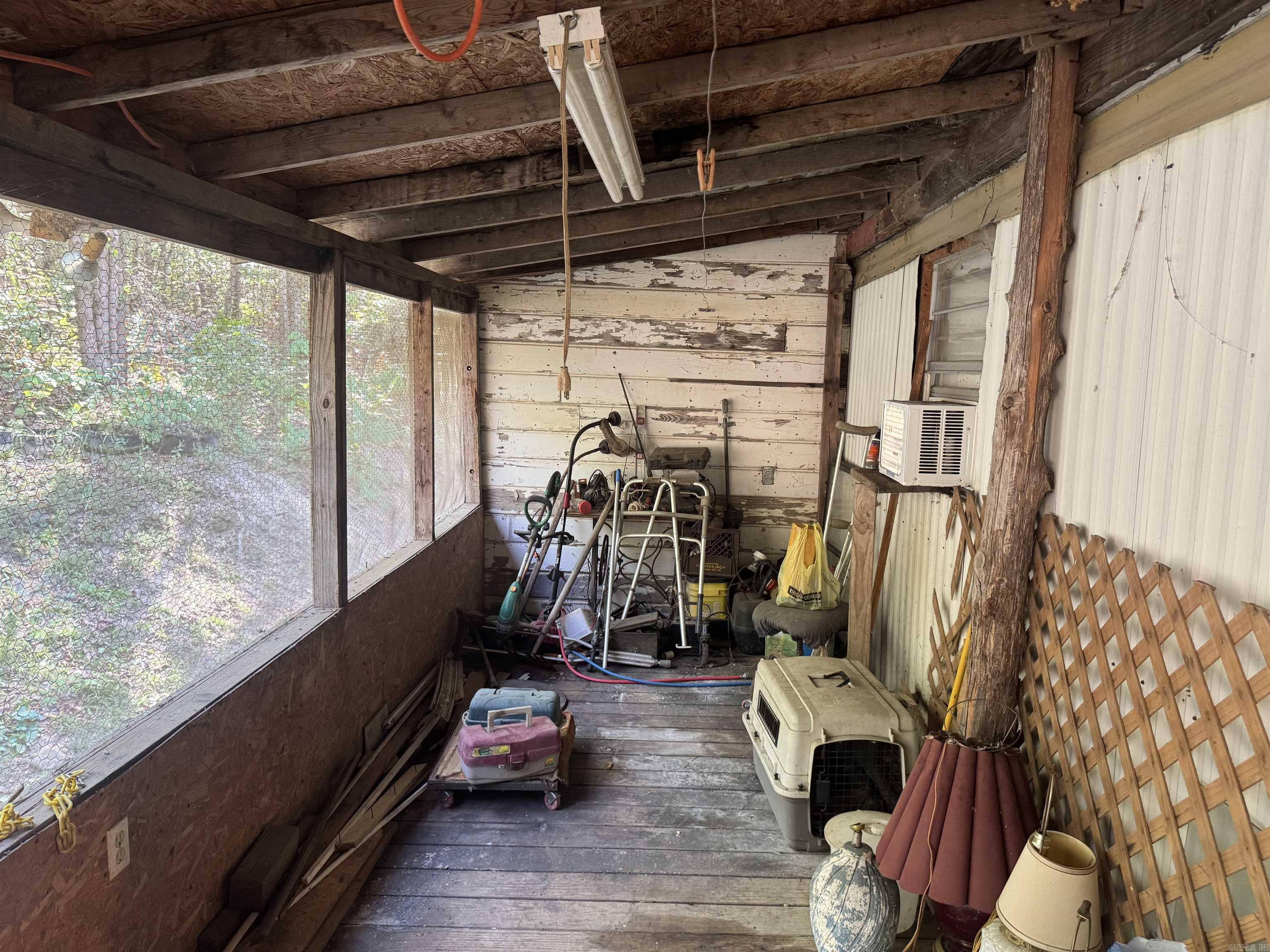 4962 Highway 8 W  Mena, AR