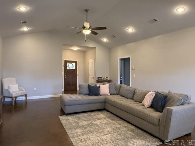 120 Sarah Grace  Southside, AR