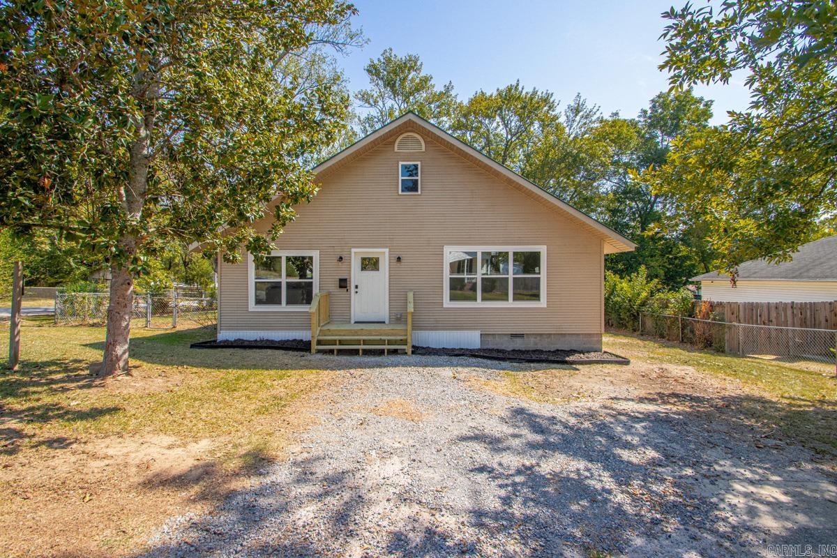 504  Neely St  Benton, AR