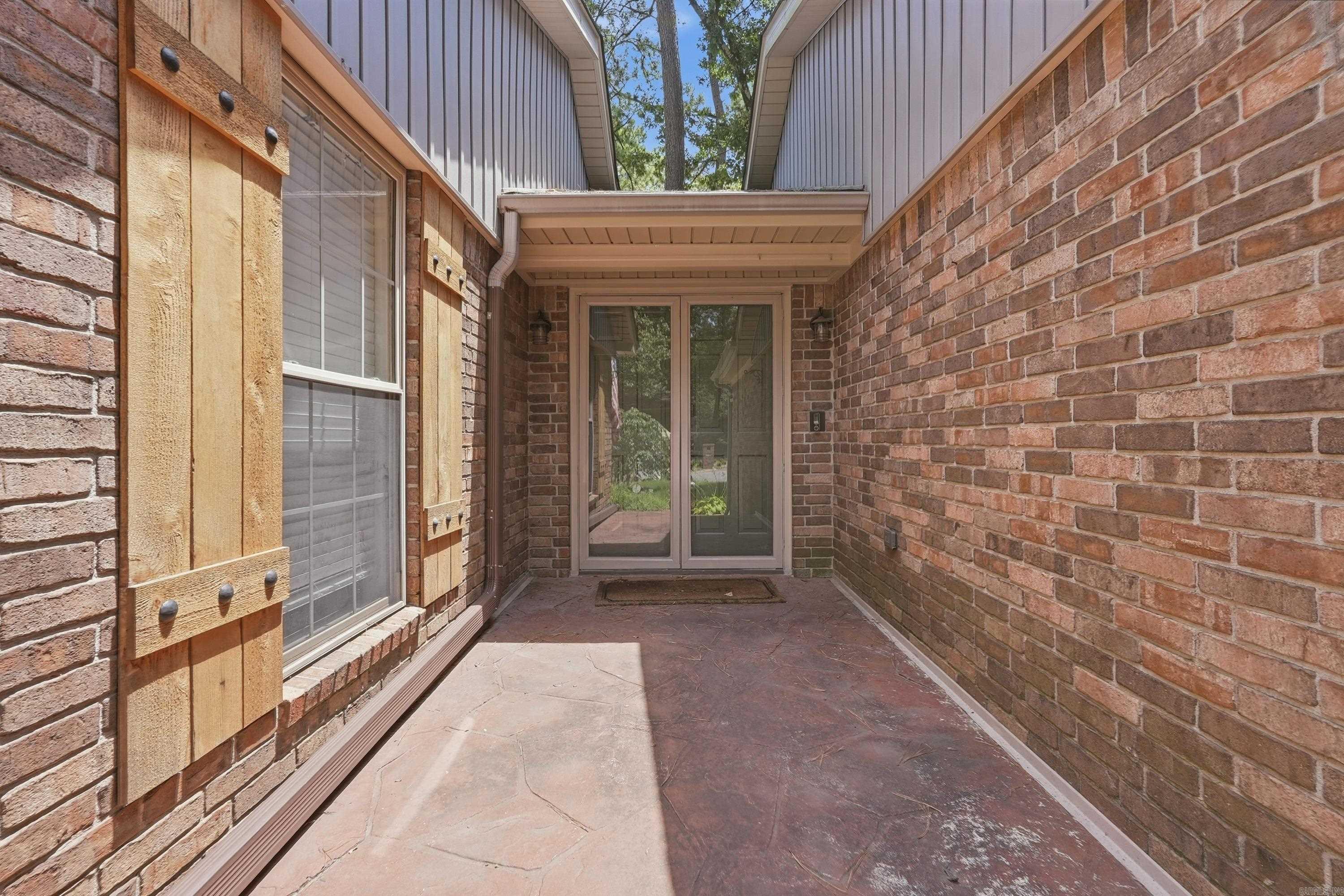 13013 Lemoncrest Lane Little Rock, AR 72210