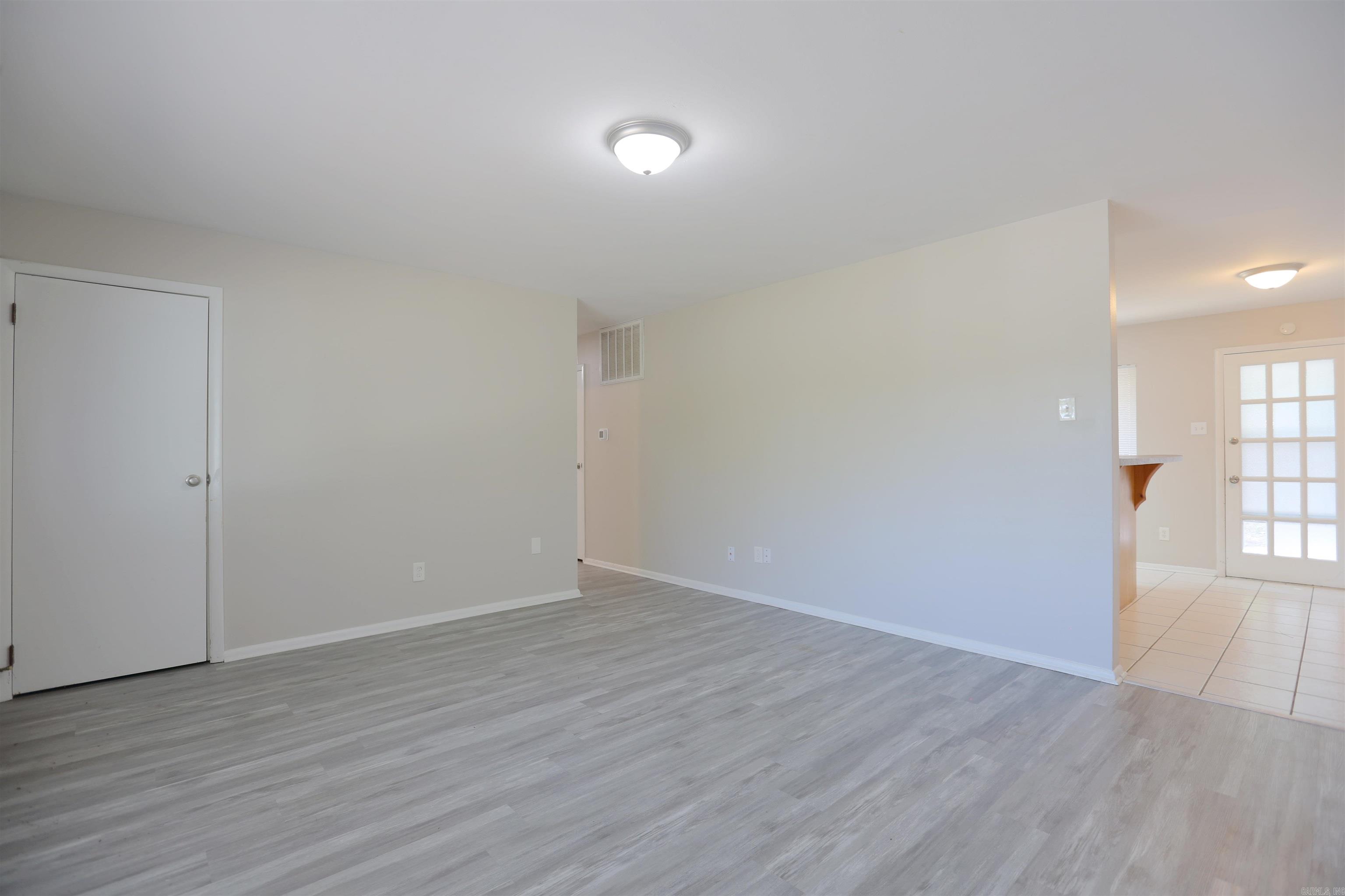61 White Oak Lane — photo 5
