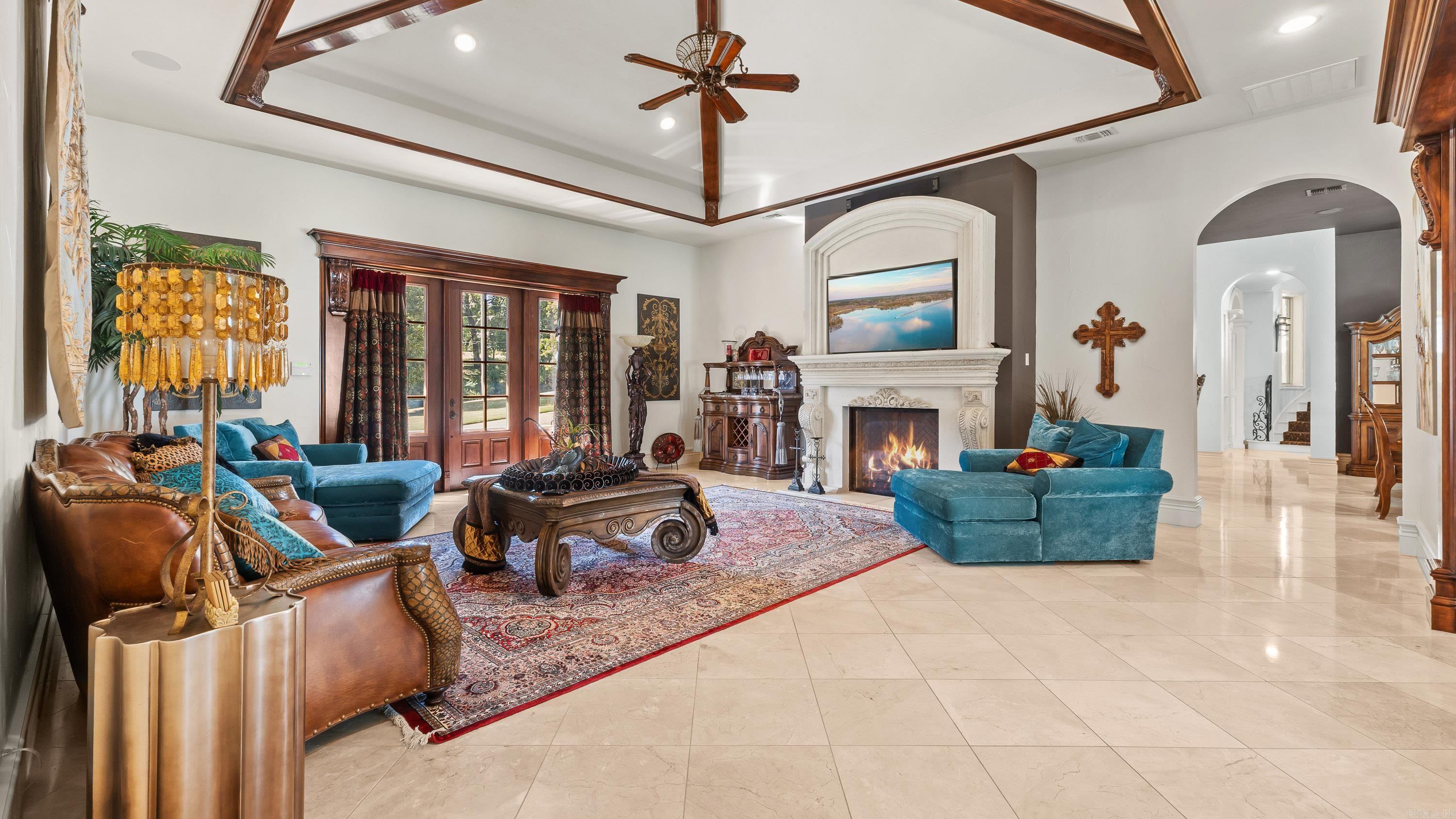 1 Shillings Pl Texarkana, TX 75503