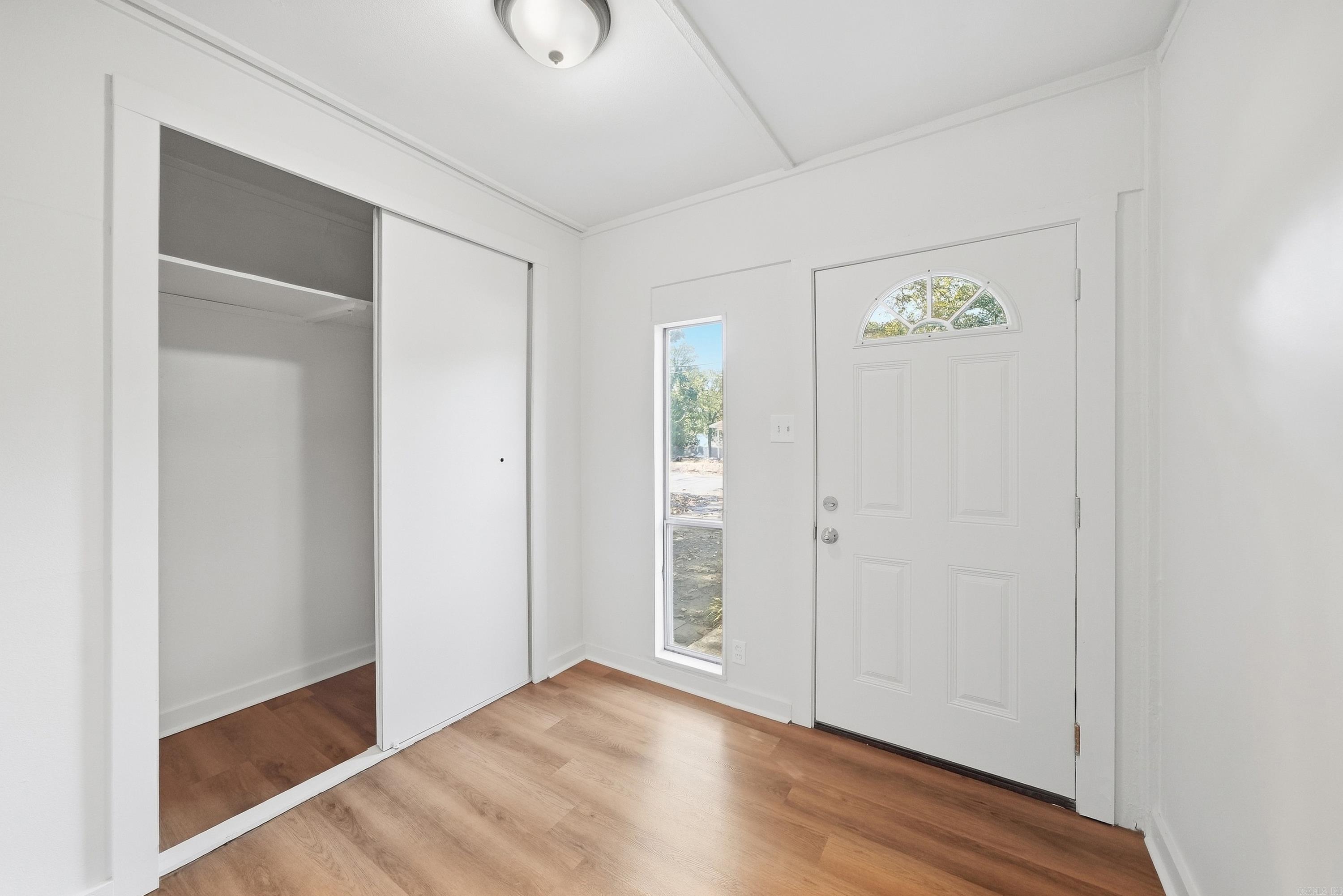 1807 Alden Ln — photo 5