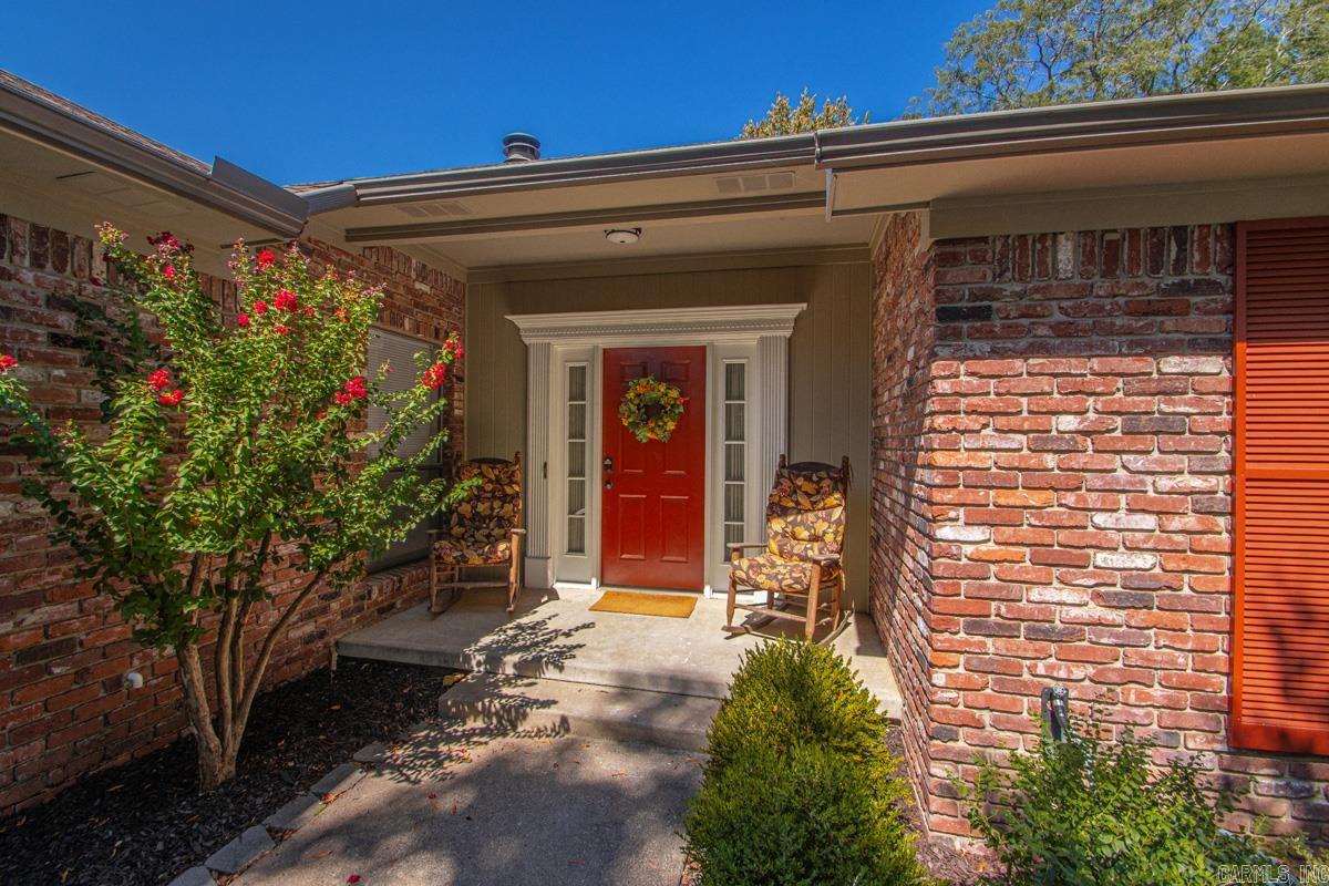 101 Round Leaf Court — photo 2