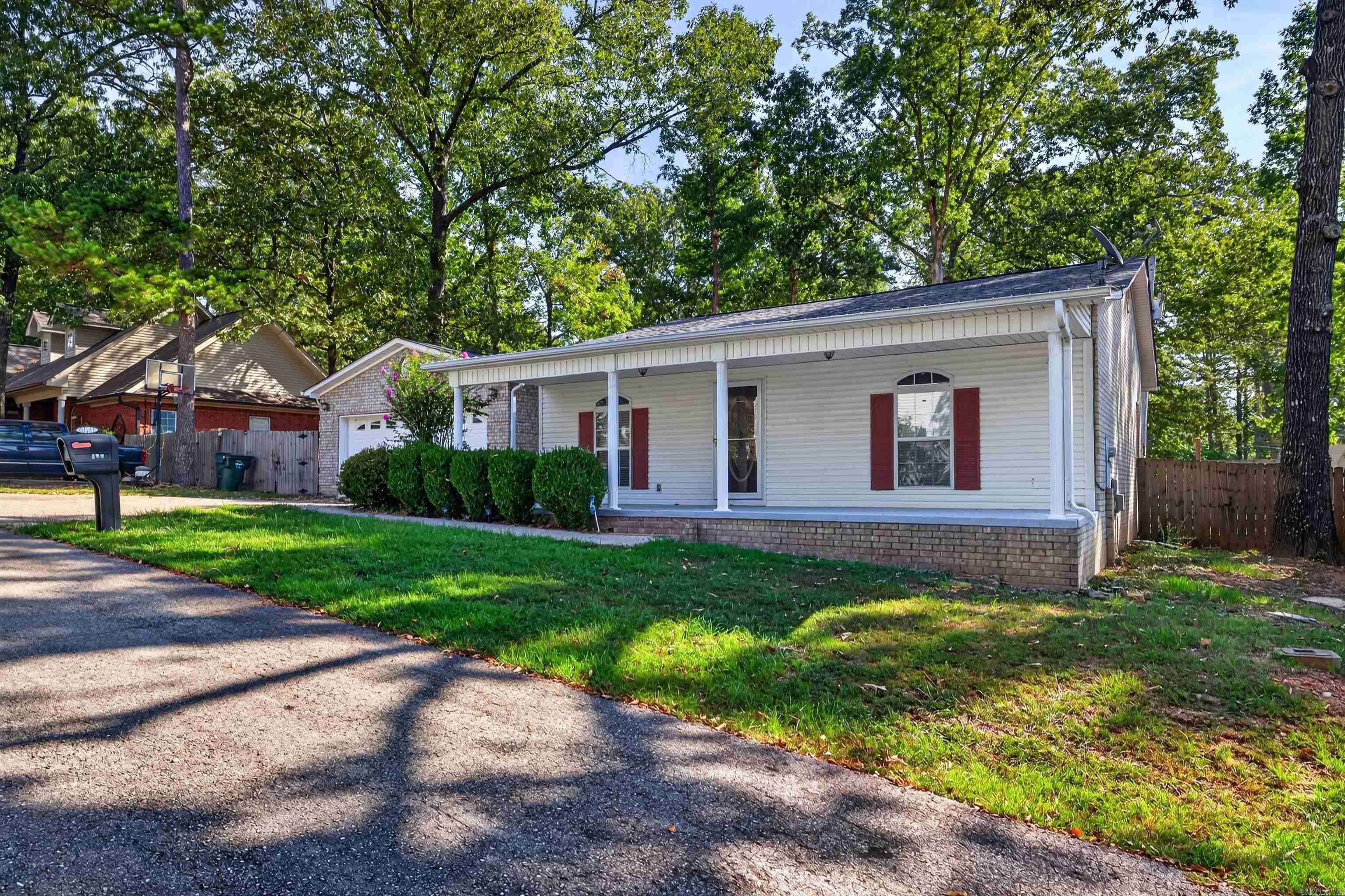 105 Chisholm Trail Hot Springs, AR 71913