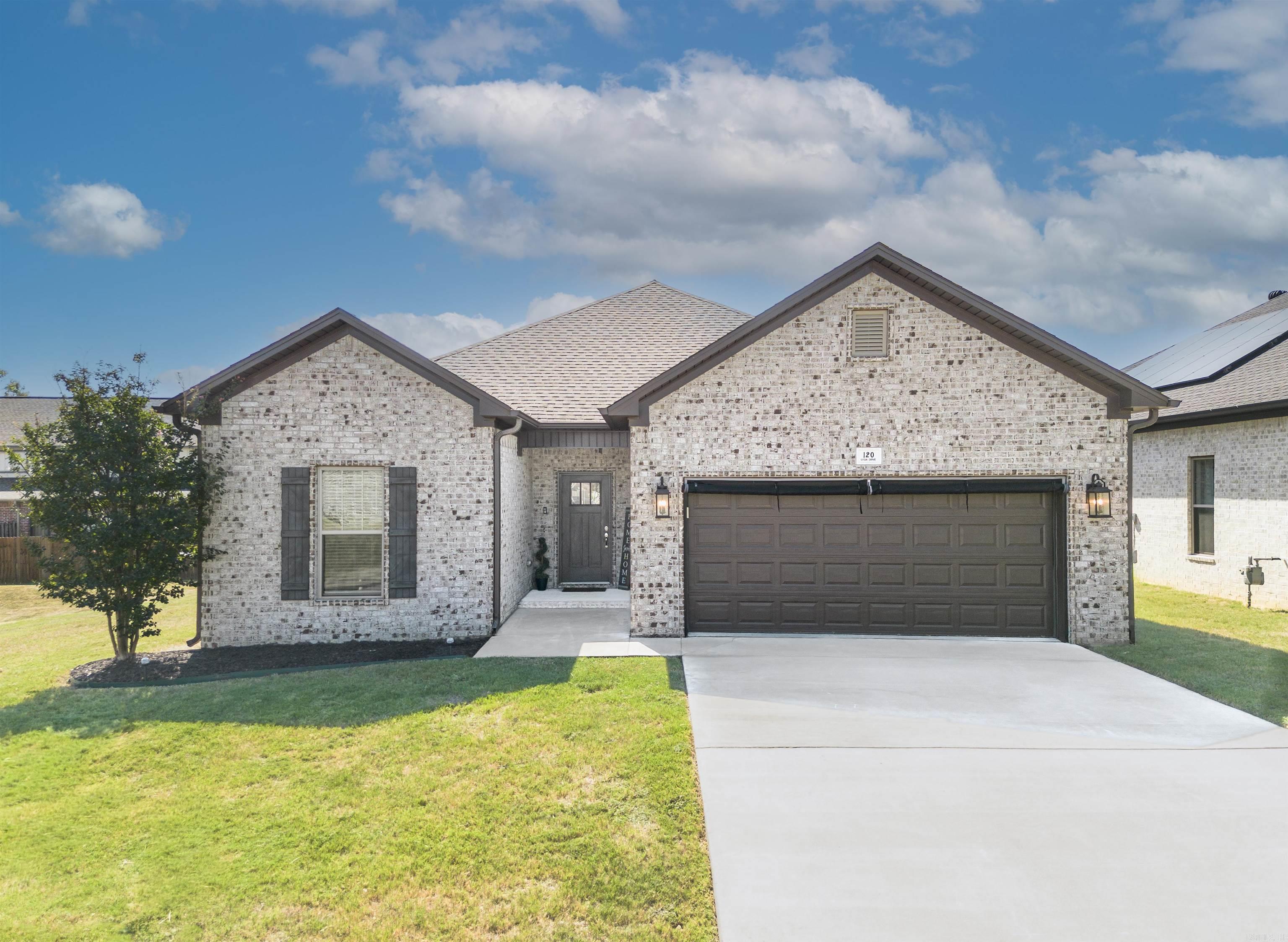 120 Lydia Drive — exterior
