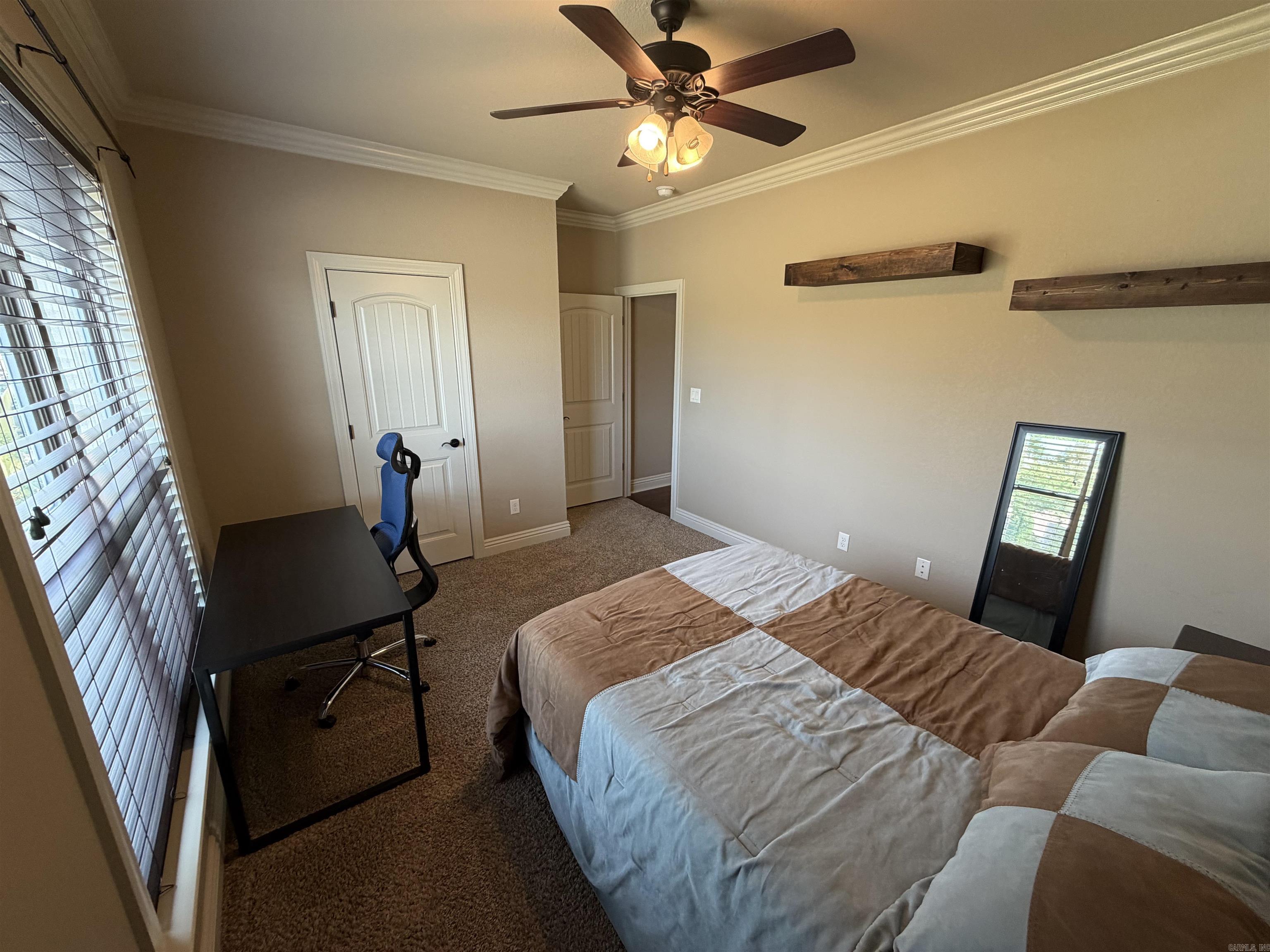 212 Nantucket  Maumelle, AR