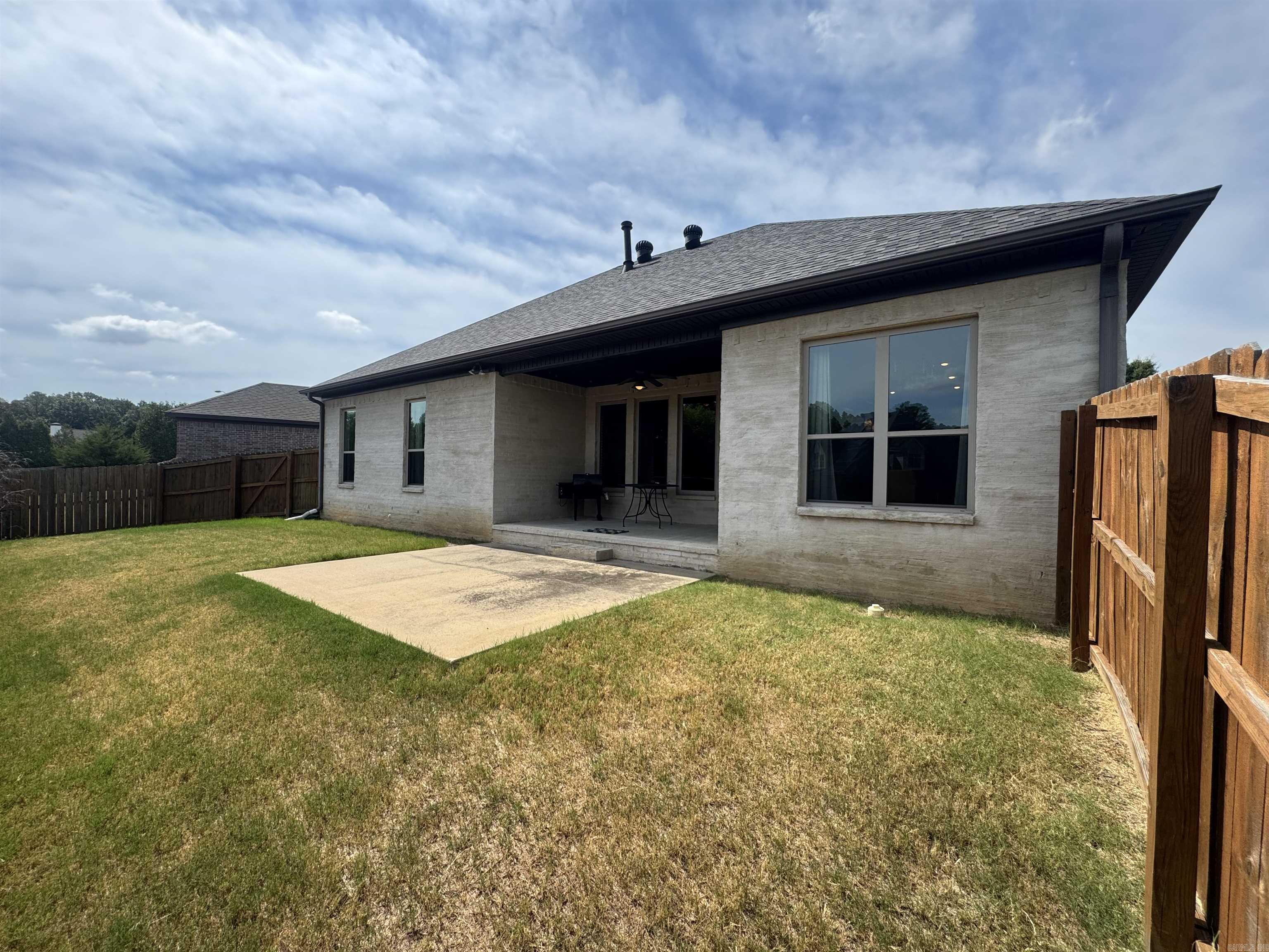 212 Nantucket  Maumelle, AR