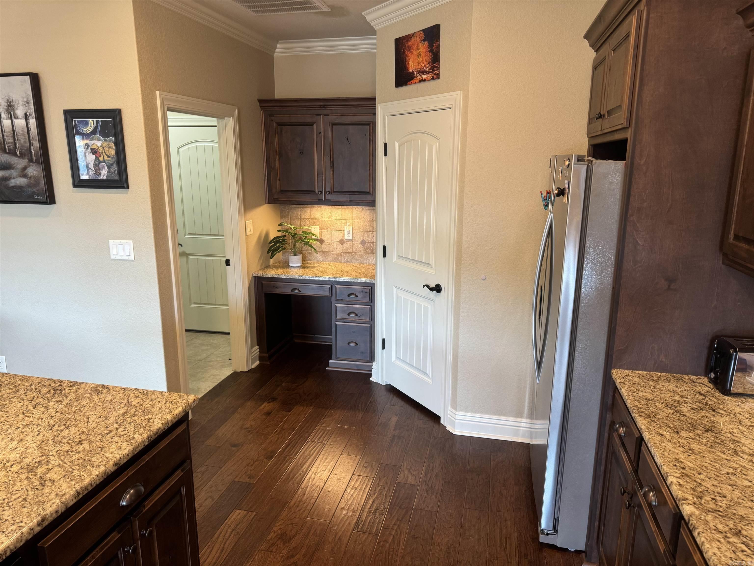 212 Nantucket  Maumelle, AR