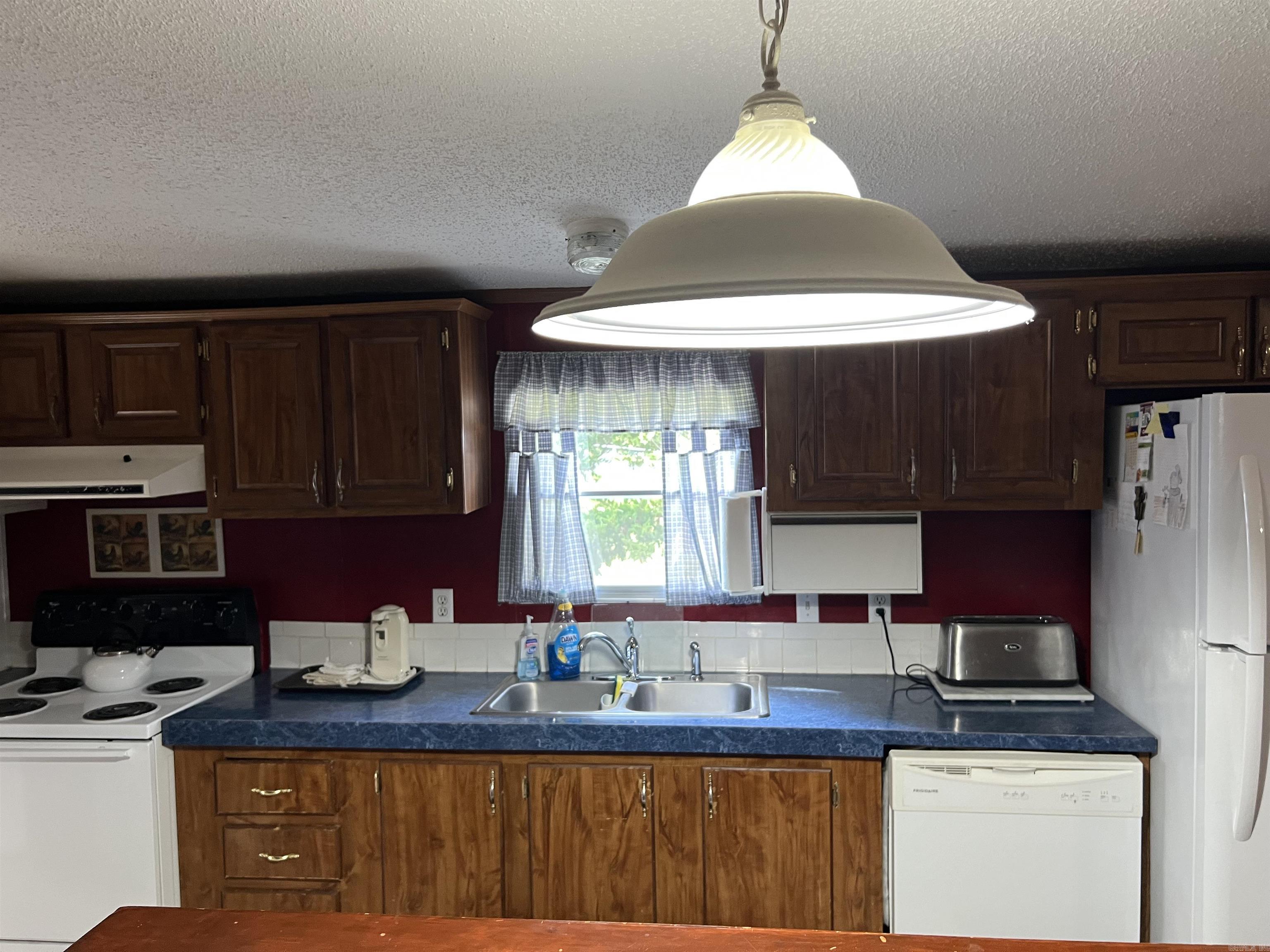 204 Adrianne  Clinton, AR