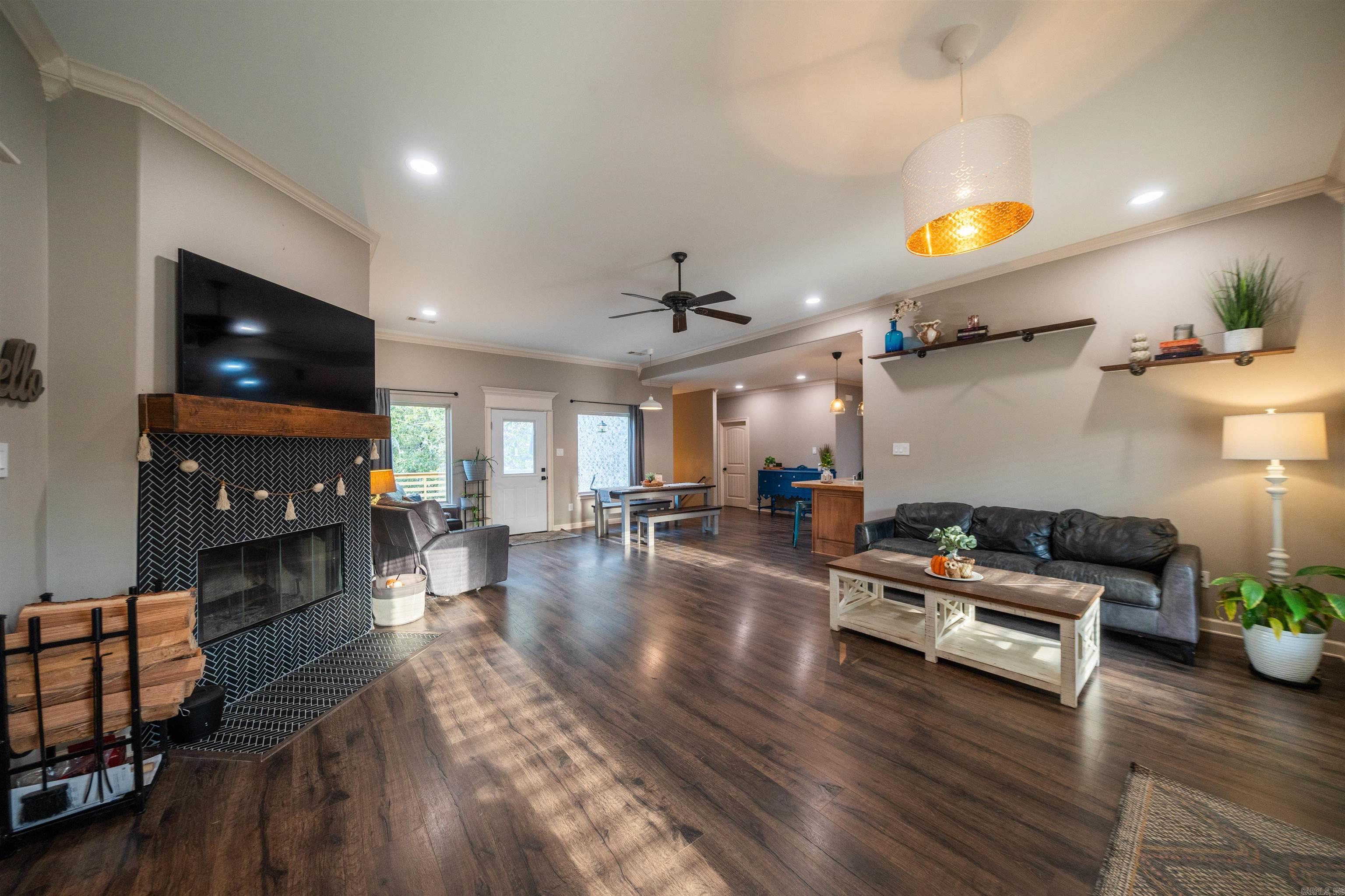 146 Pleasantwood Drive — photo 5