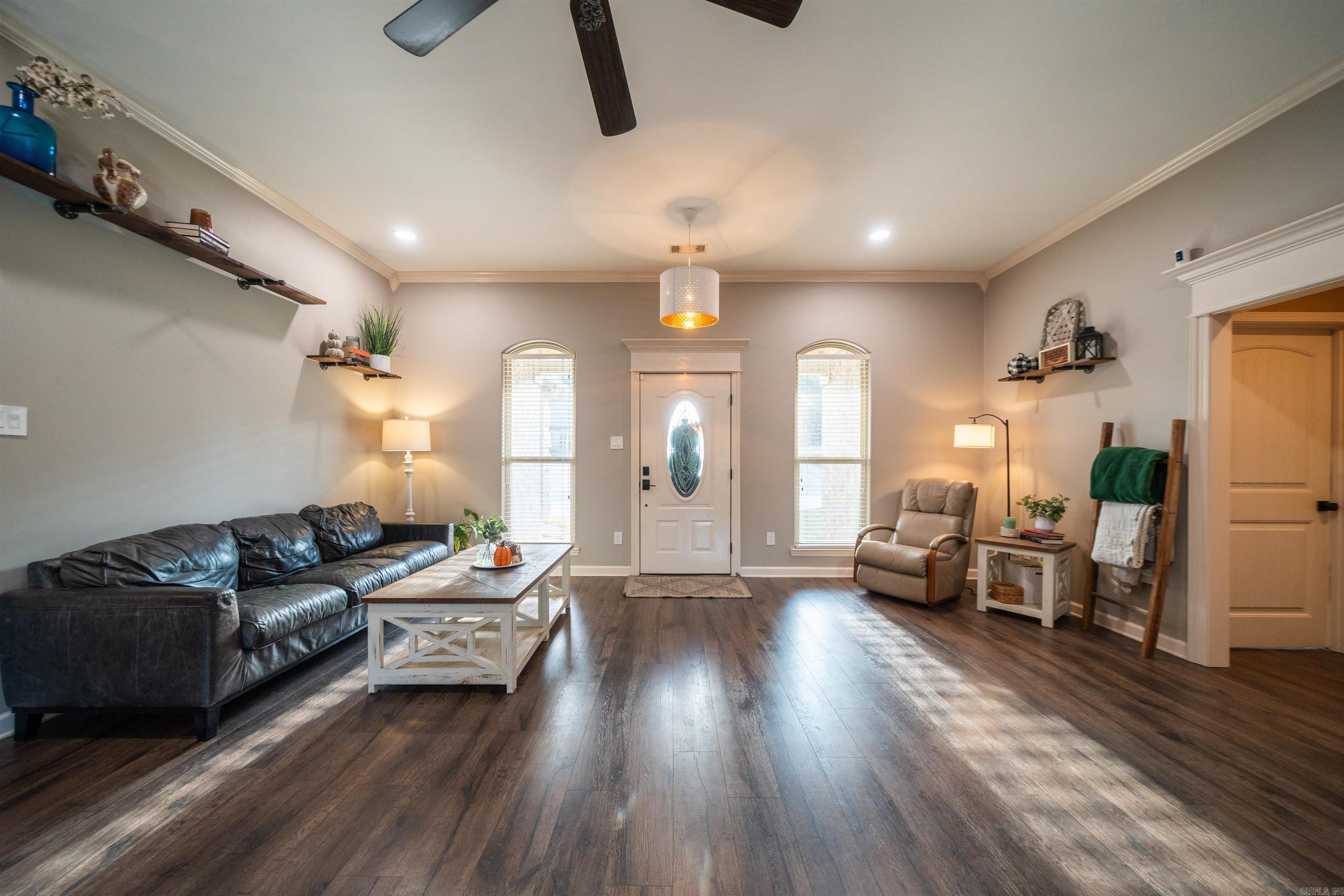 146 Pleasantwood  Maumelle, AR