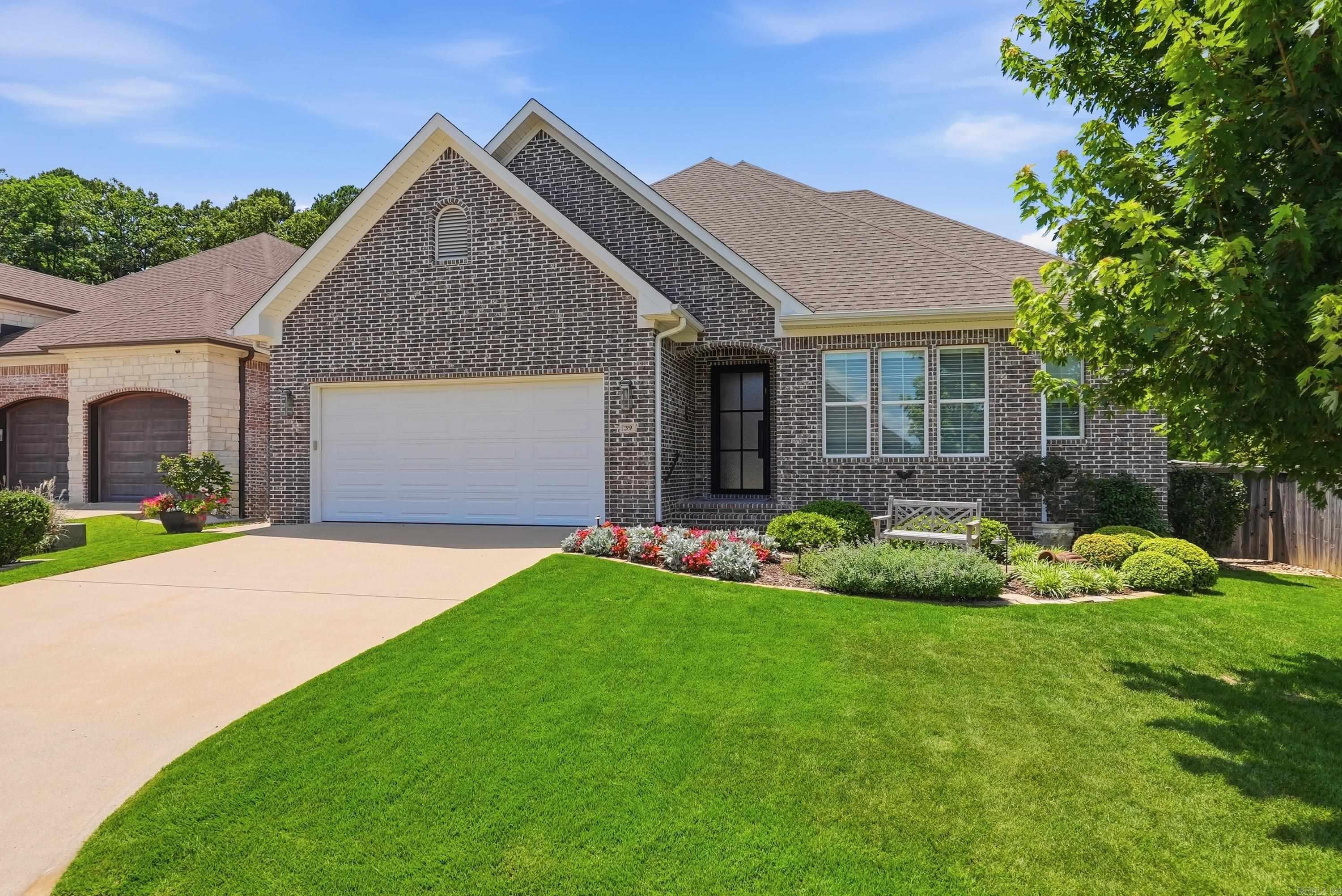 39 Belles Fleurs Circle Little Rock, AR 72223