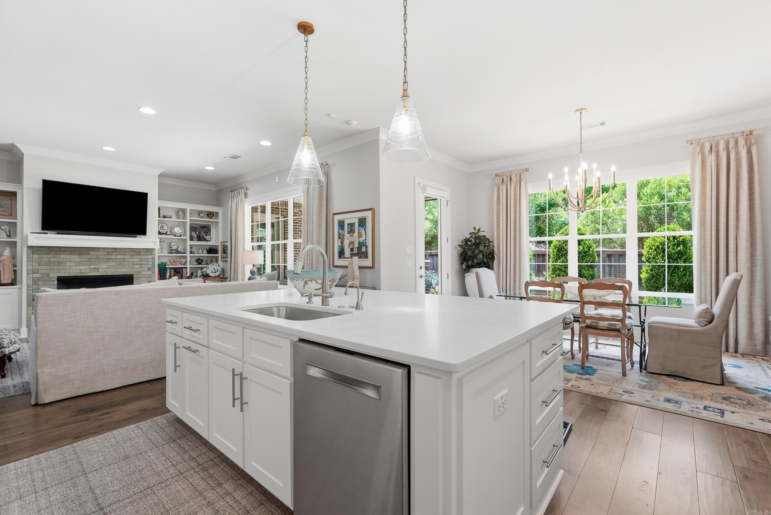 39 Belles Fleurs Circle Little Rock, AR 72223